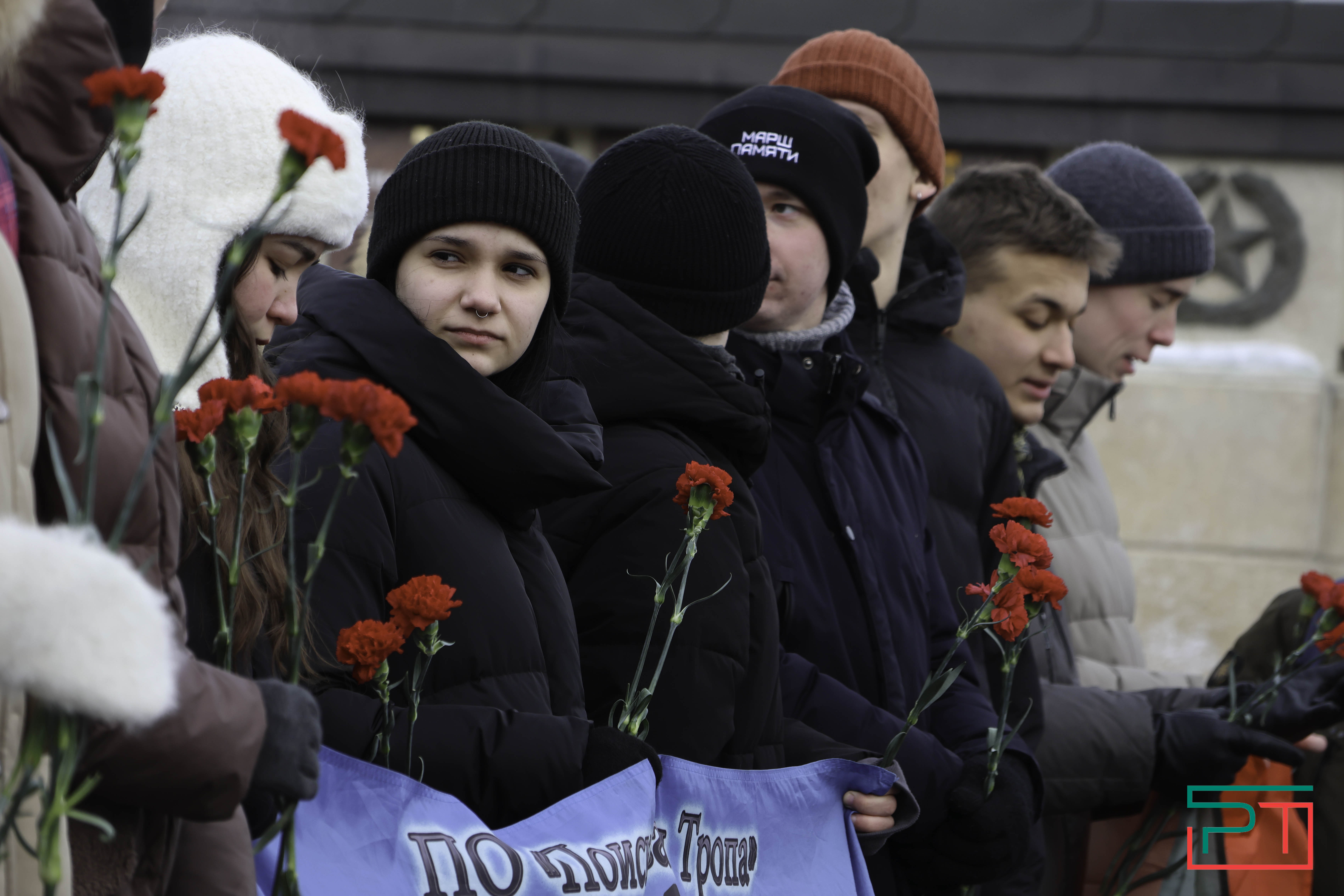 В честь Дня защитника Отечества в Казани возложили цветы к Вечному огню
