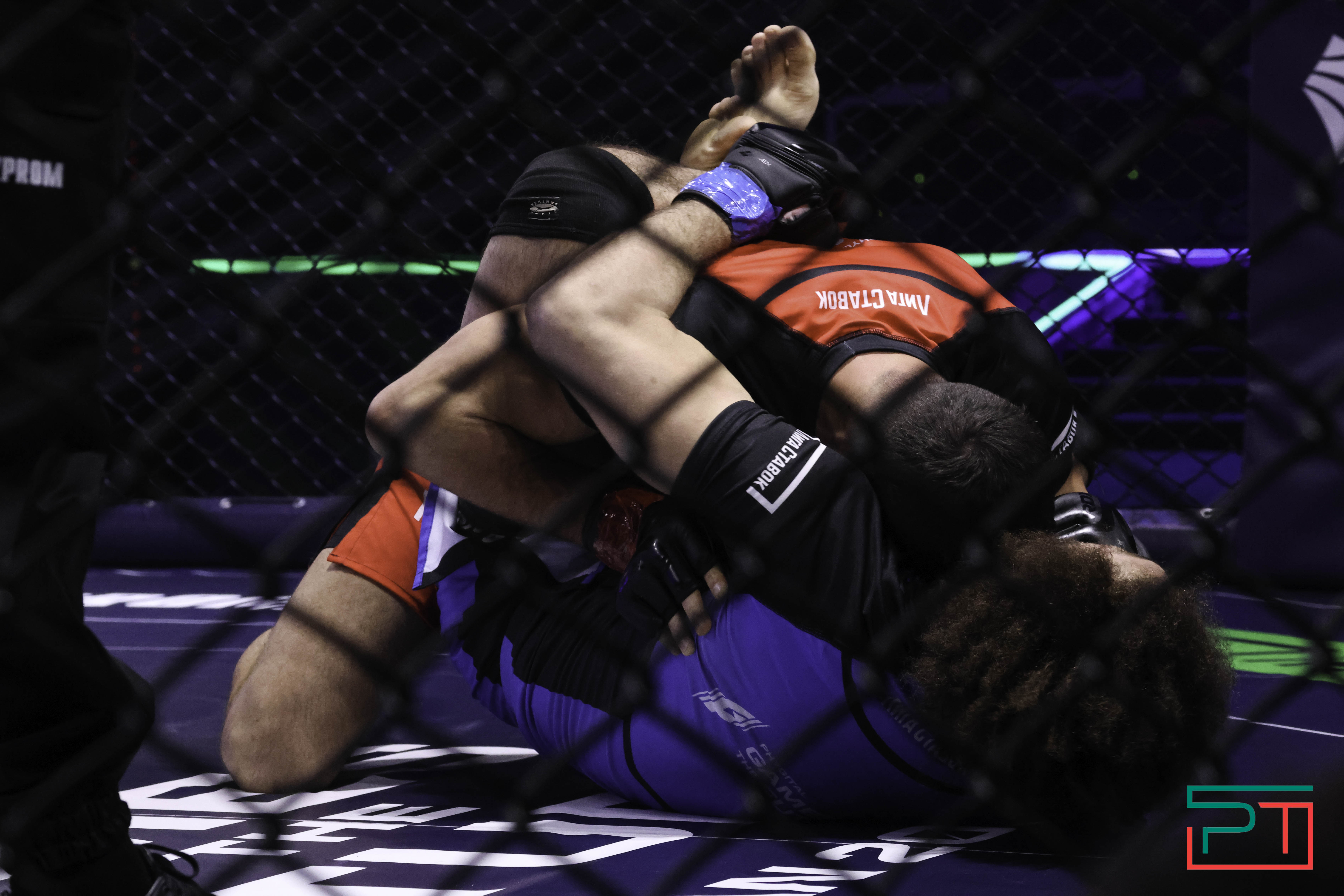 Российская команда Kuznya победила в фиджитал-единоборствах на «Играх Будущего»