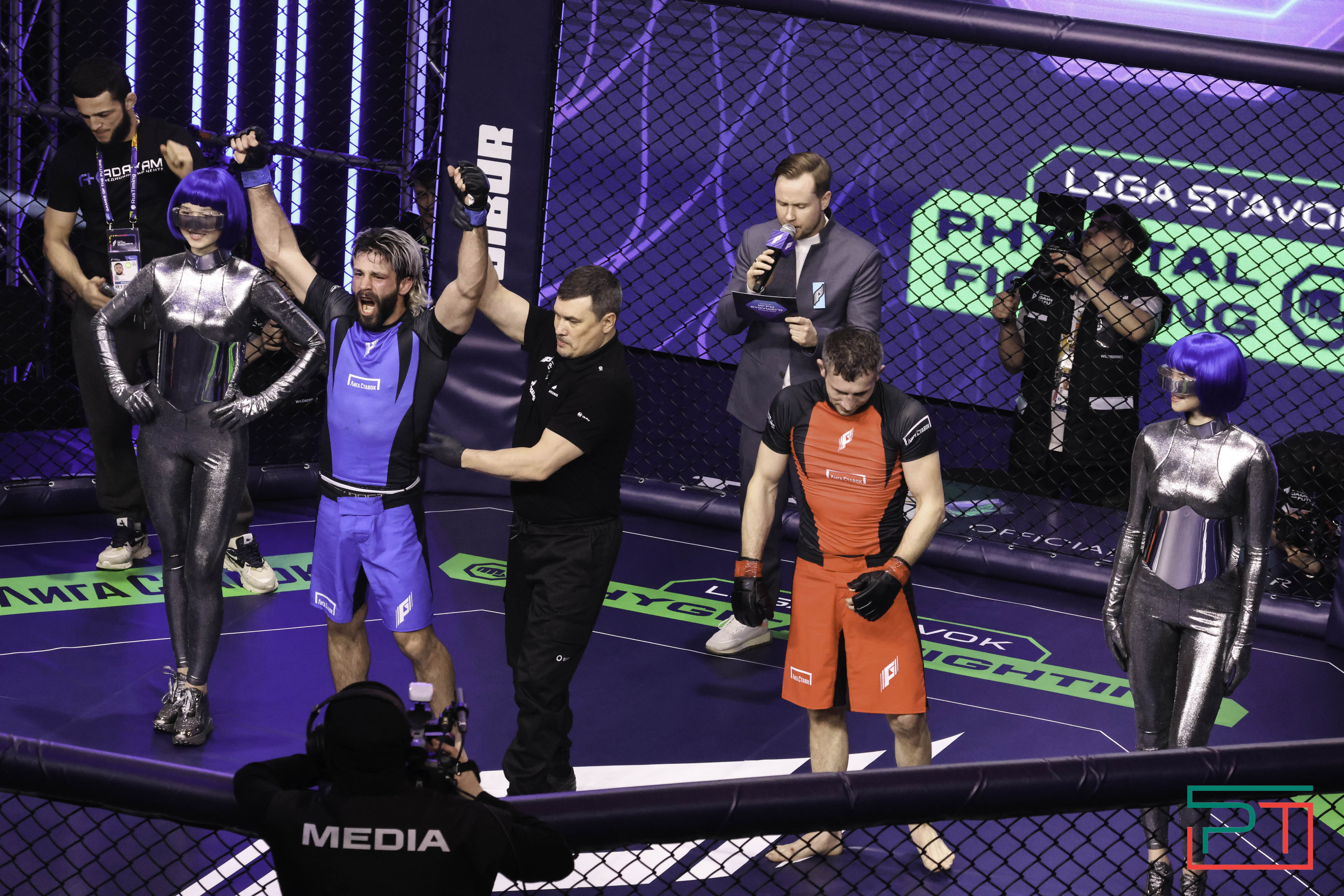 Российская команда Kuznya победила в фиджитал-единоборствах на «Играх Будущего»