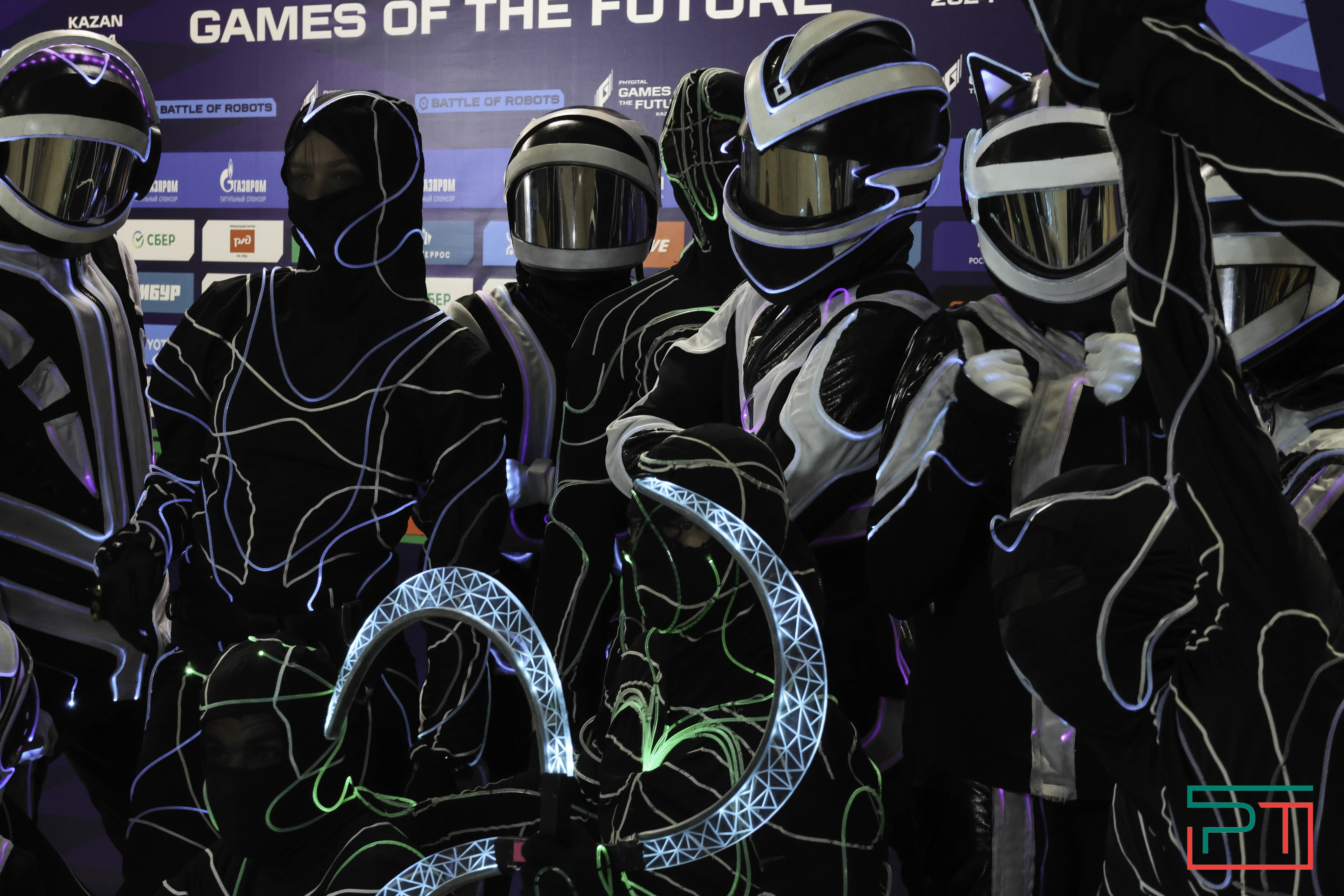 Индия победила в Битве роботов: российский «Папочка» сгорел