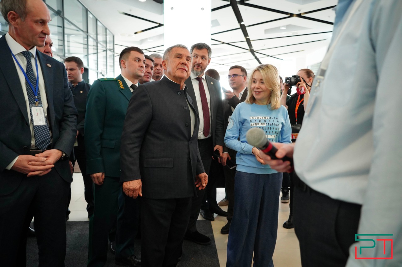 Минниханов провел в Набережных Челнах коллегию Росприроднадзора