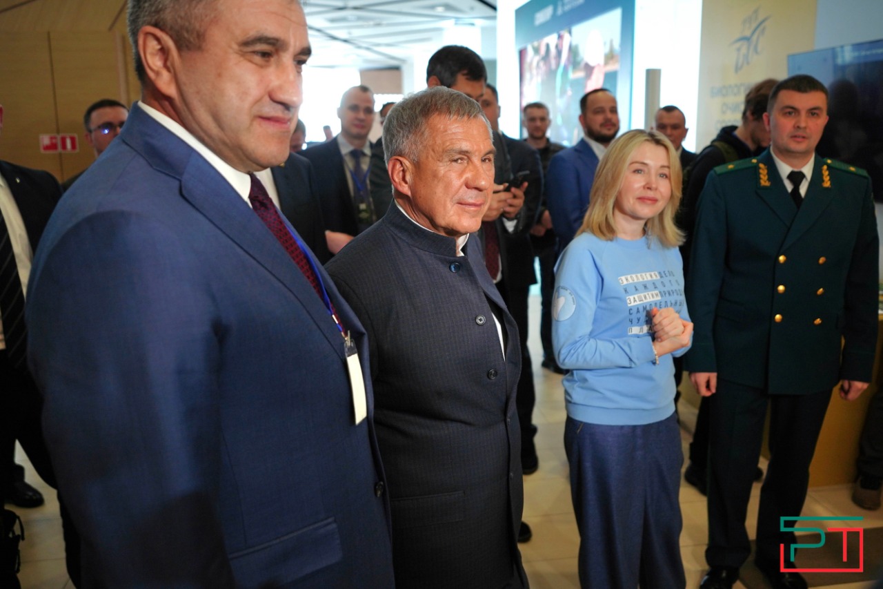 Минниханов провел в Набережных Челнах коллегию Росприроднадзора