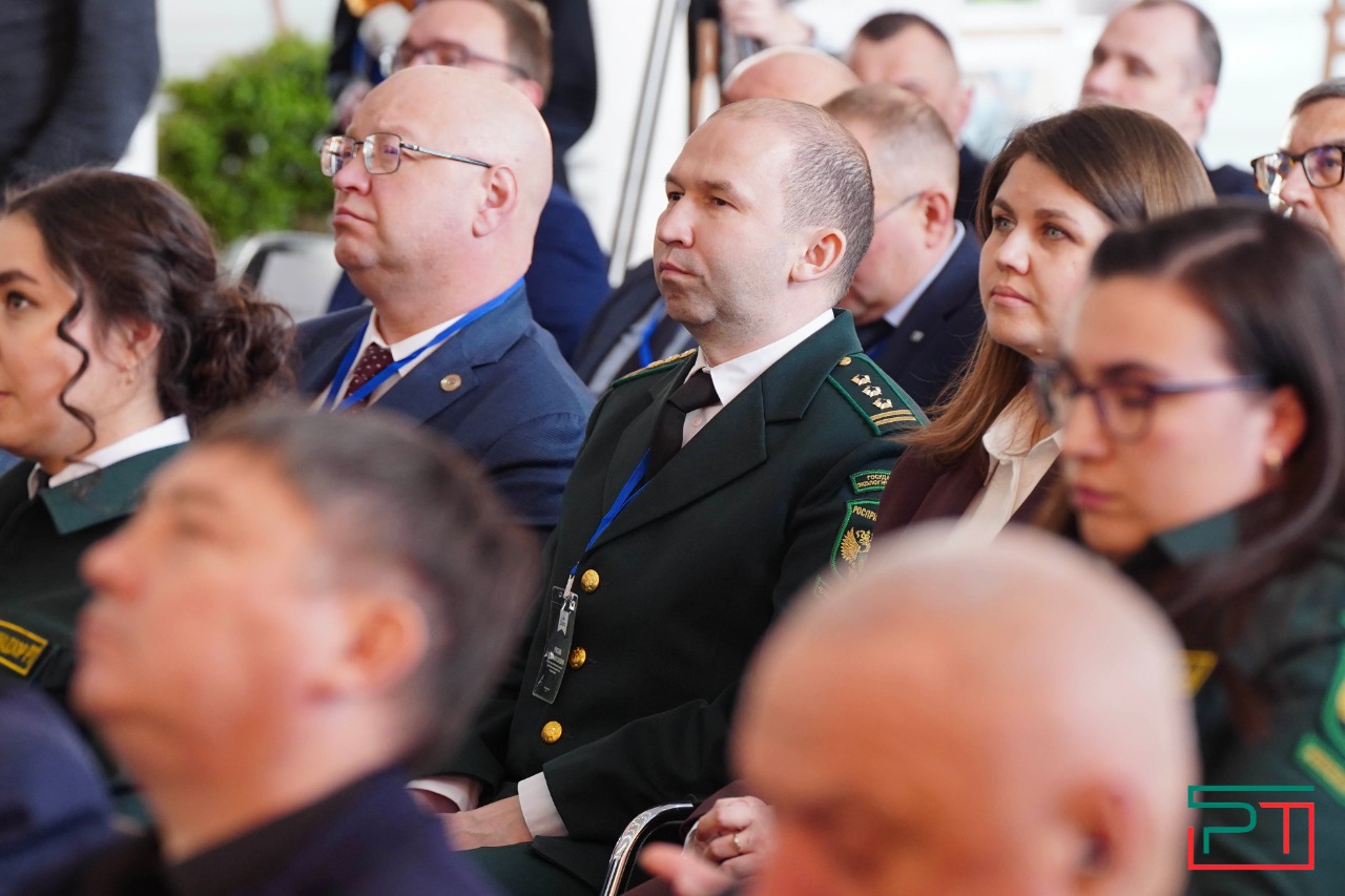 Минниханов провел в Набережных Челнах коллегию Росприроднадзора