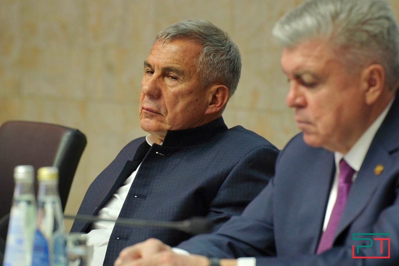 Минниханов провел в Набережных Челнах коллегию Росприроднадзора