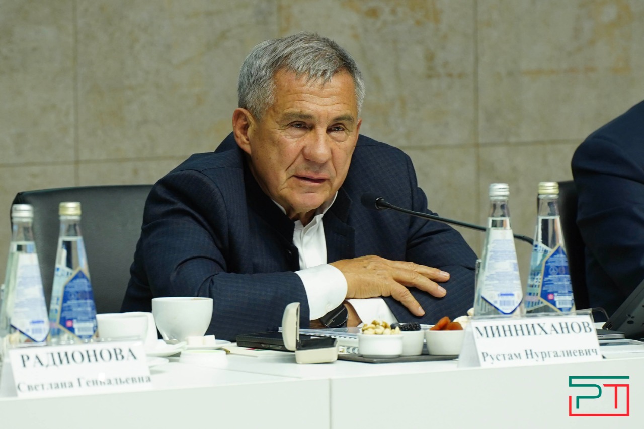 Минниханов провел в Набережных Челнах коллегию Росприроднадзора