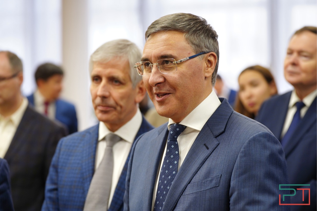 Минниханов принял участие в мероприятии ко Дню российской науки