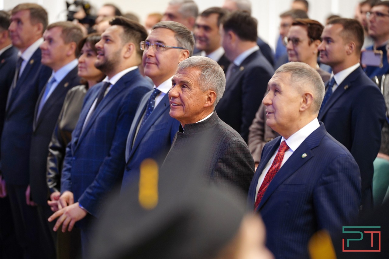 Минниханов принял участие в мероприятии ко Дню российской науки