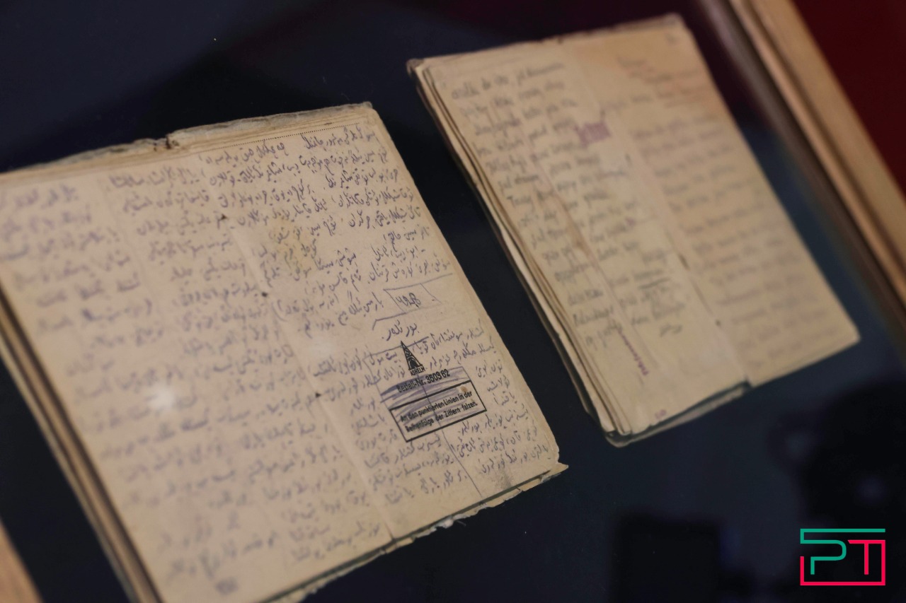 Герой России Расим Баксиков вынес «Моабитские тетради» в Нацмузее