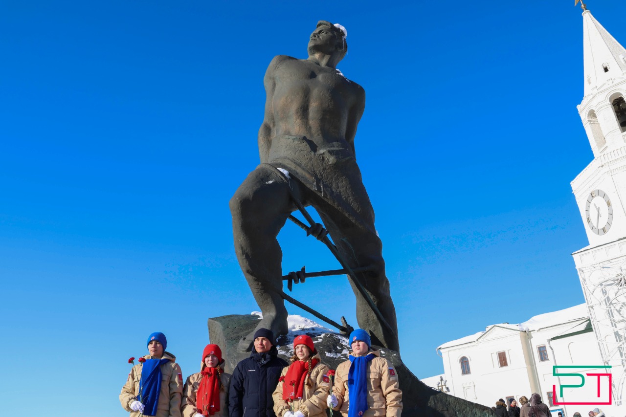 Герой России Расим Баксиков вынес «Моабитские тетради» в Нацмузее