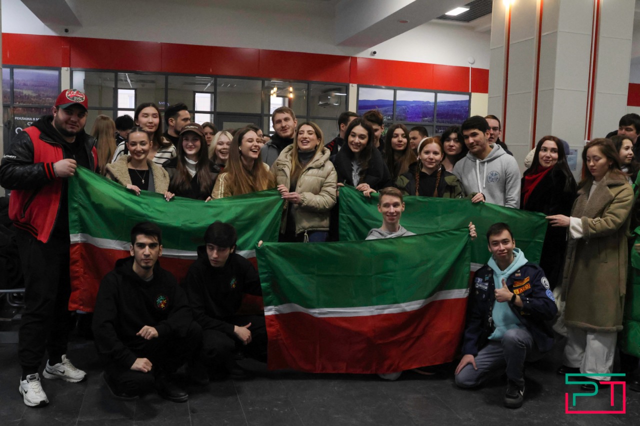 «Яшь юлдаш — Молодой попутчик»: татарстанская молодежь побывала на ВДНХ