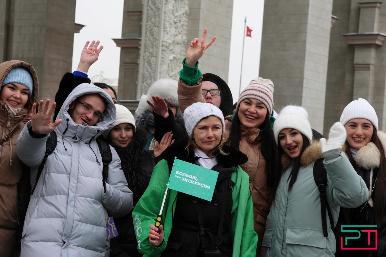 «Яшь юлдаш — Молодой попутчик»: татарстанская молодежь побывала на ВДНХ