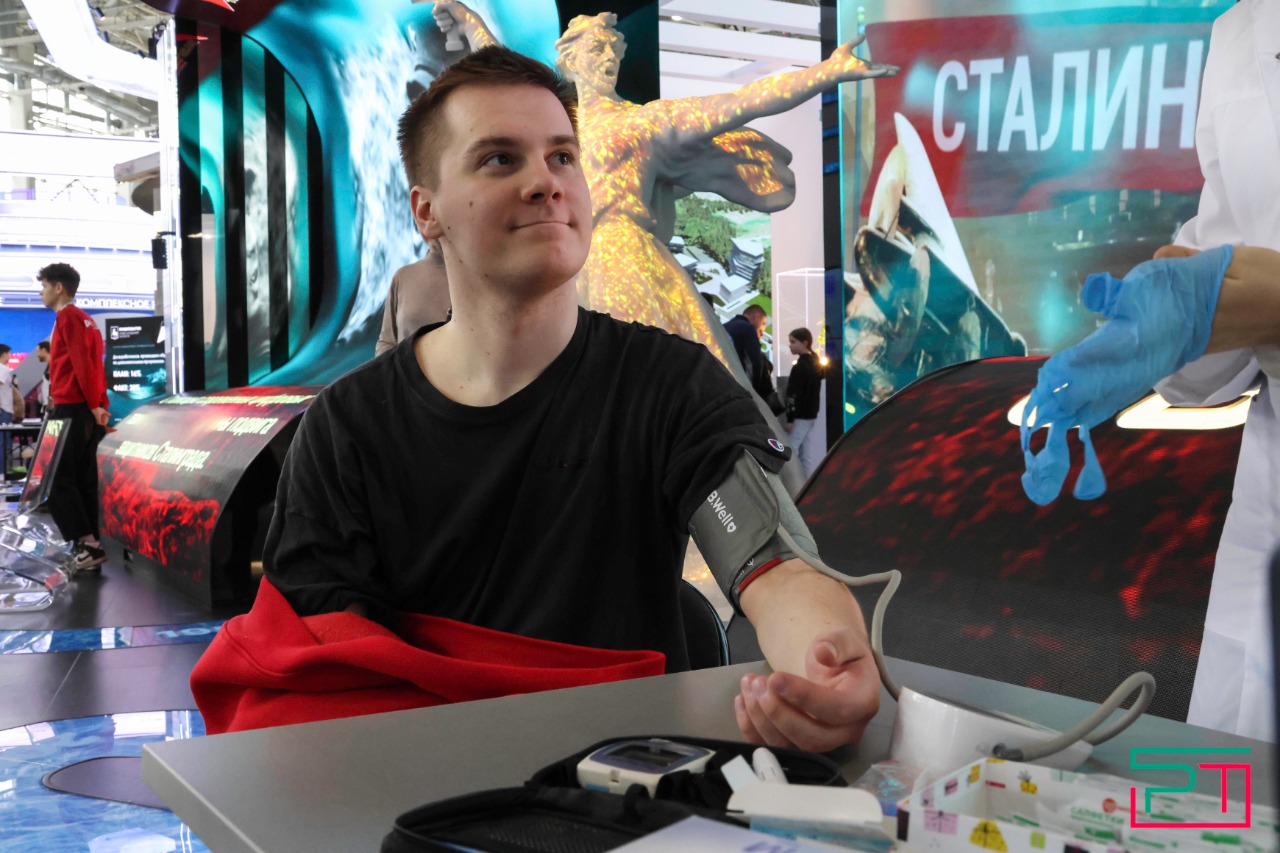 «Яшь юлдаш — Молодой попутчик»: татарстанская молодежь побывала на ВДНХ