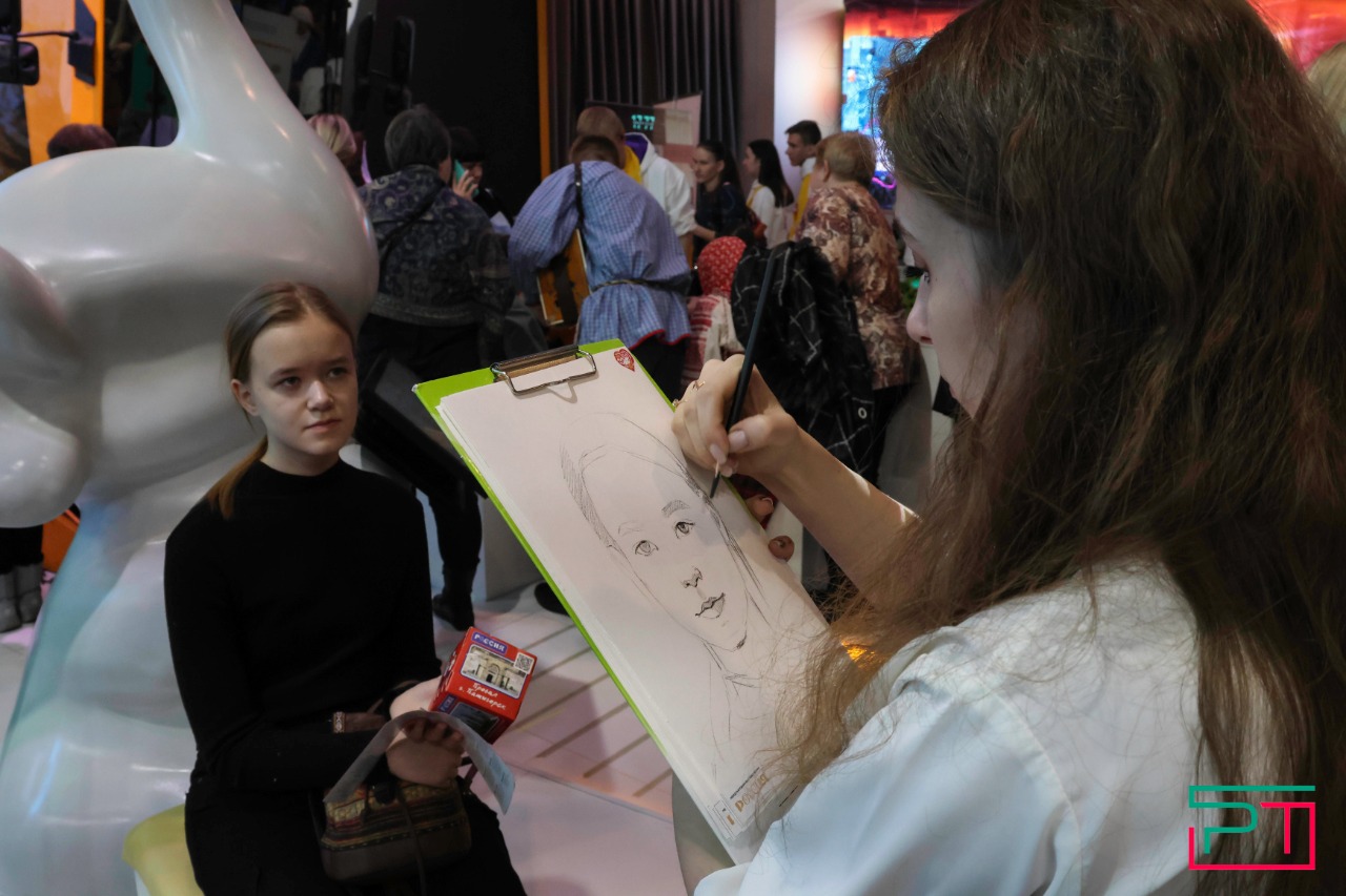 «Яшь юлдаш — Молодой попутчик»: татарстанская молодежь побывала на ВДНХ