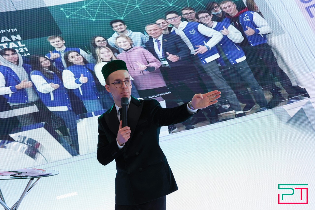 «Яшь юлдаш — Молодой попутчик»: татарстанская молодежь побывала на ВДНХ