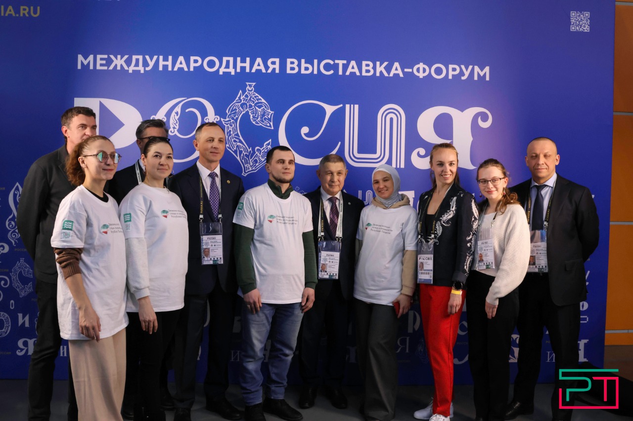 «Яшь юлдаш — Молодой попутчик»: татарстанская молодежь побывала на ВДНХ