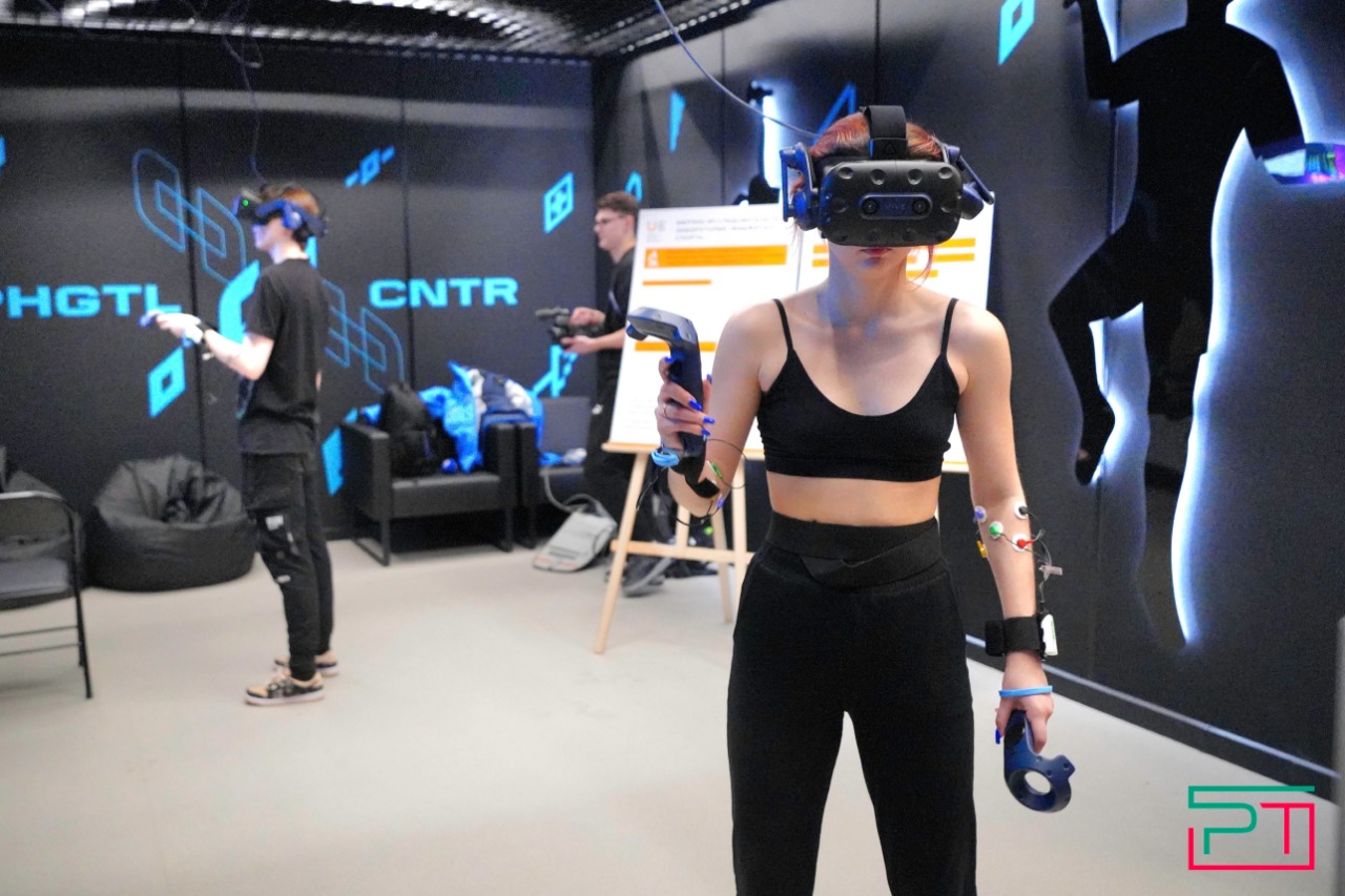 В Казани открылся третий в России фиджитал-центр