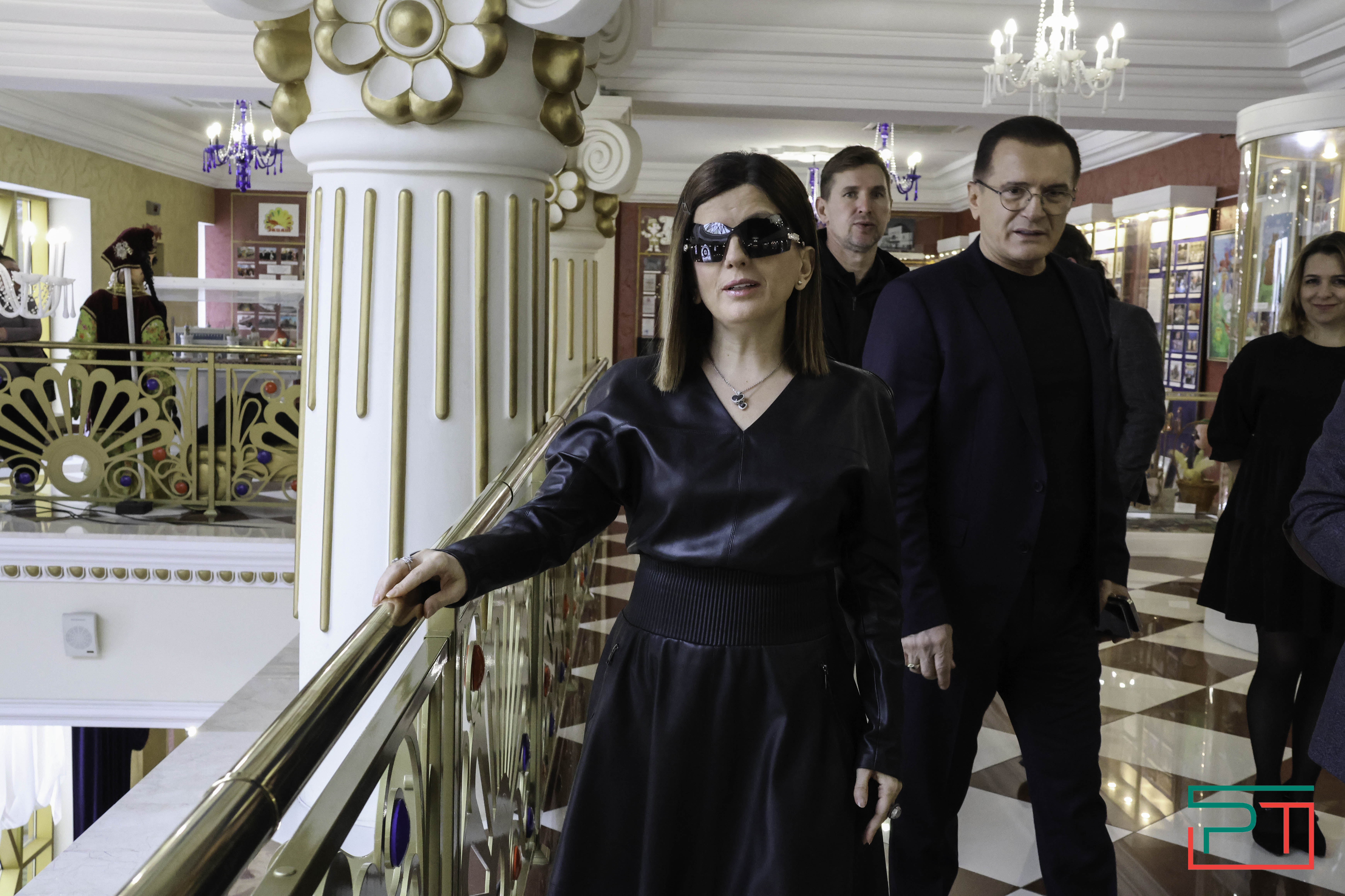 Диана Гурцкая попала в сказку казанского театра кукол «Экият»