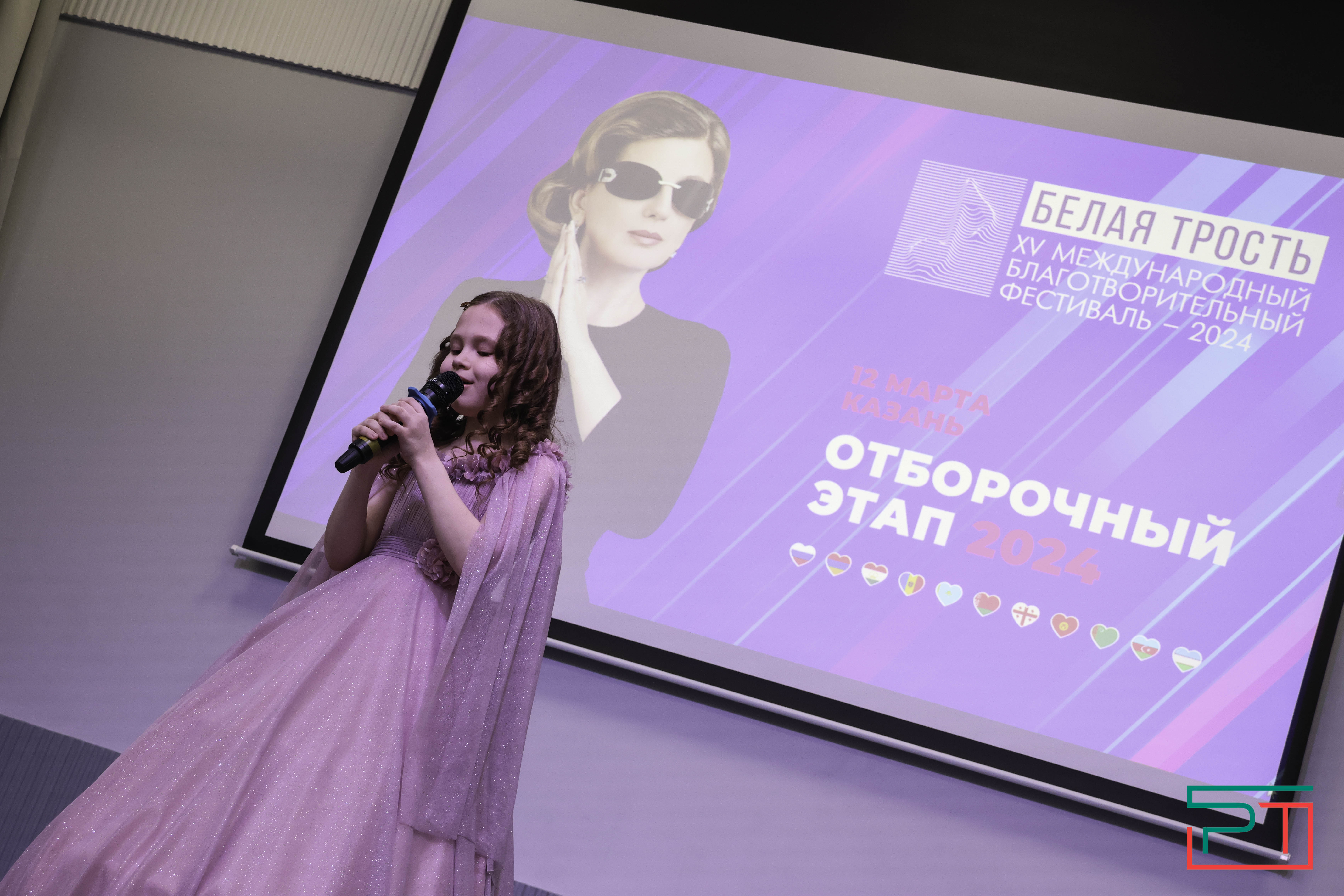 Диана Гурцкая попала в сказку казанского театра кукол «Экият»