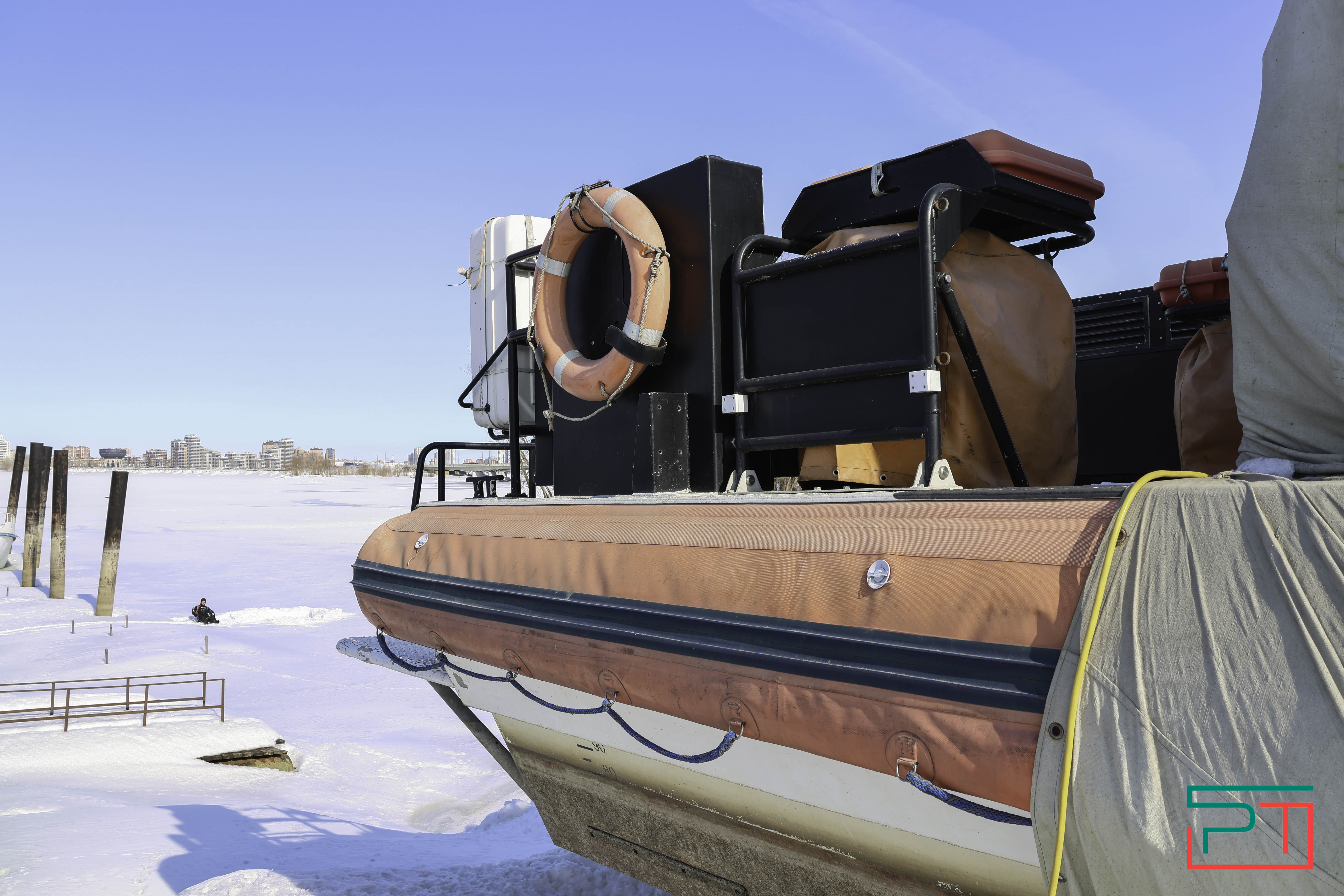 МЧС РТ напоминает об опасности выхода на тонкий лед