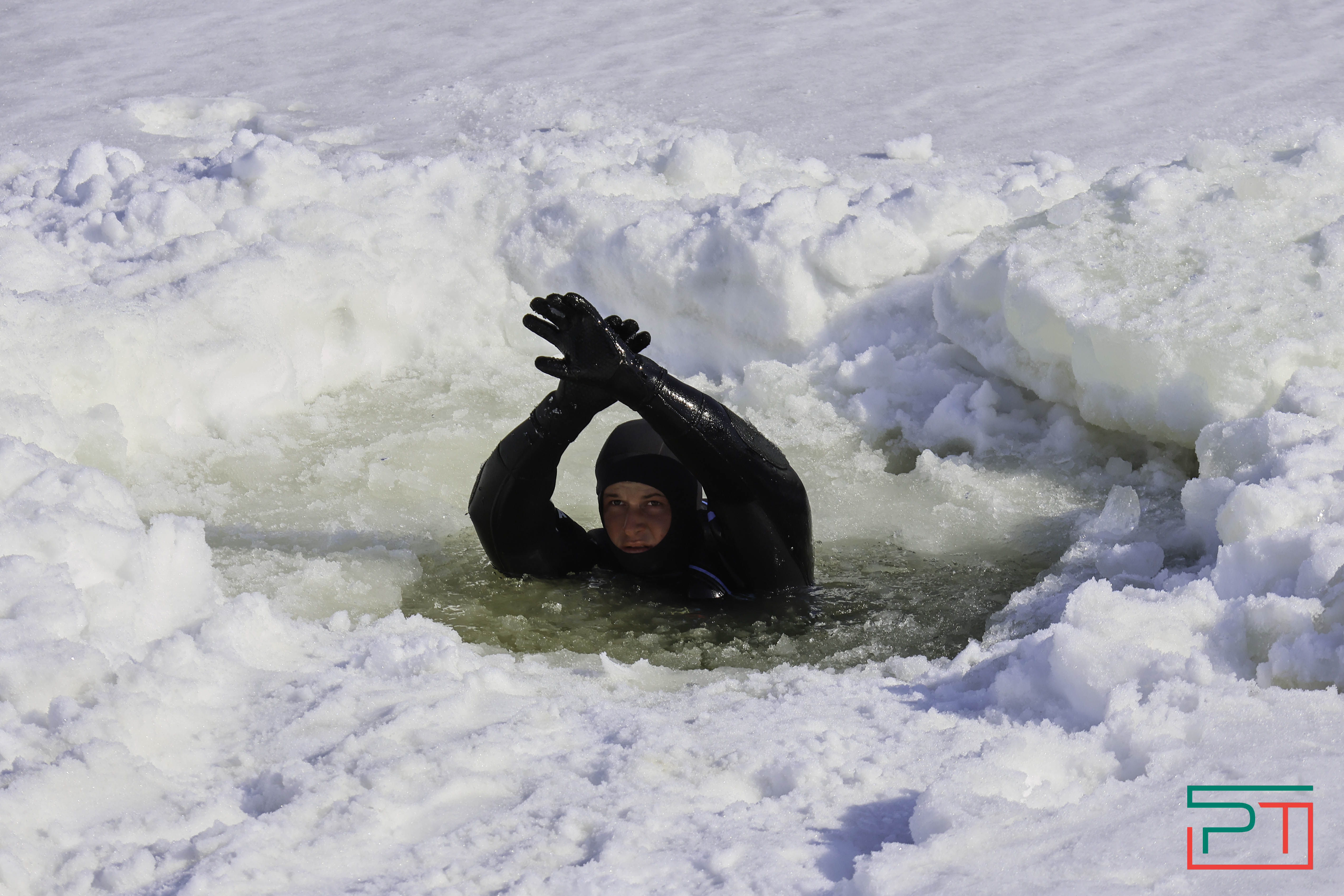 МЧС РТ напоминает об опасности выхода на тонкий лед