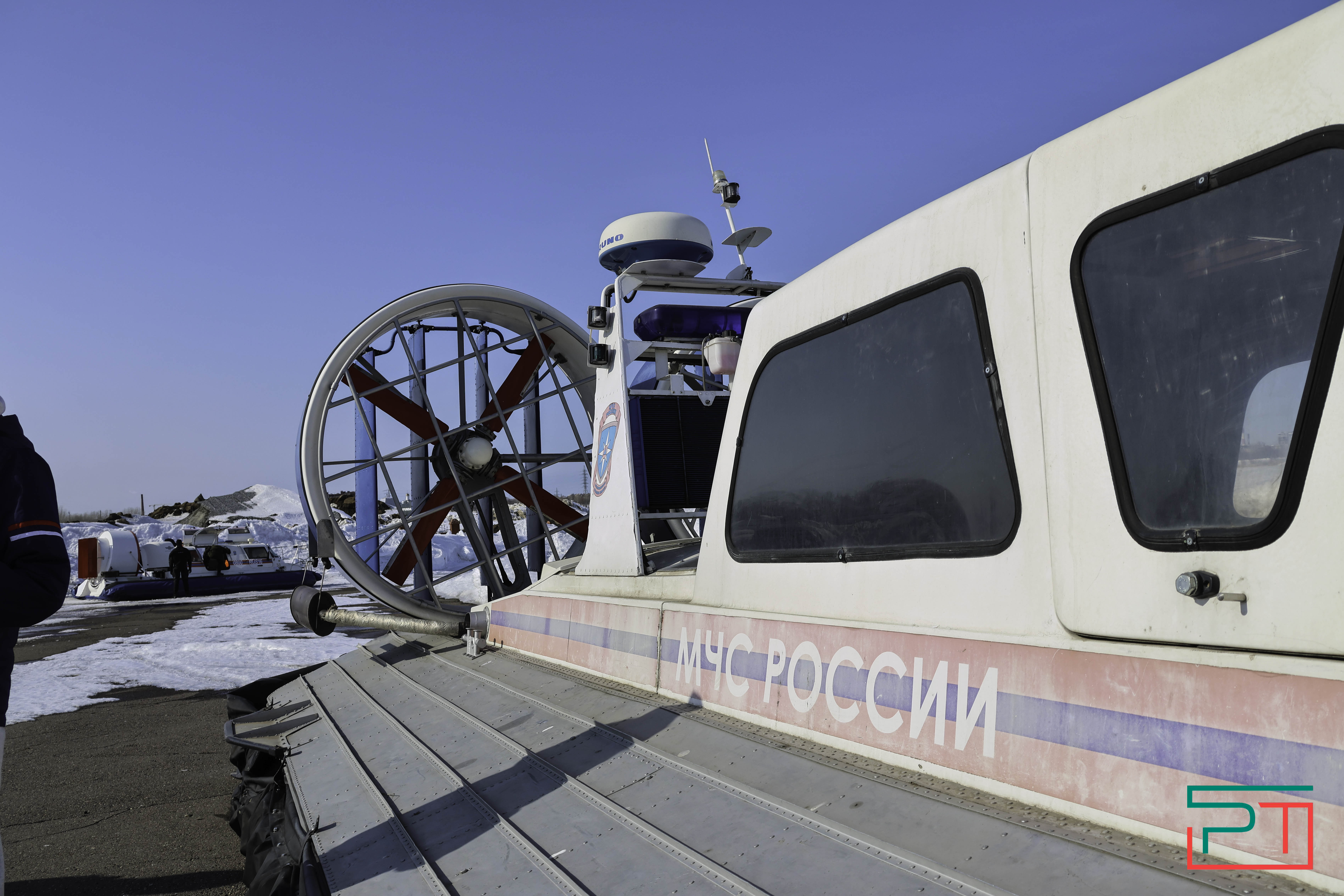 МЧС РТ напоминает об опасности выхода на тонкий лед