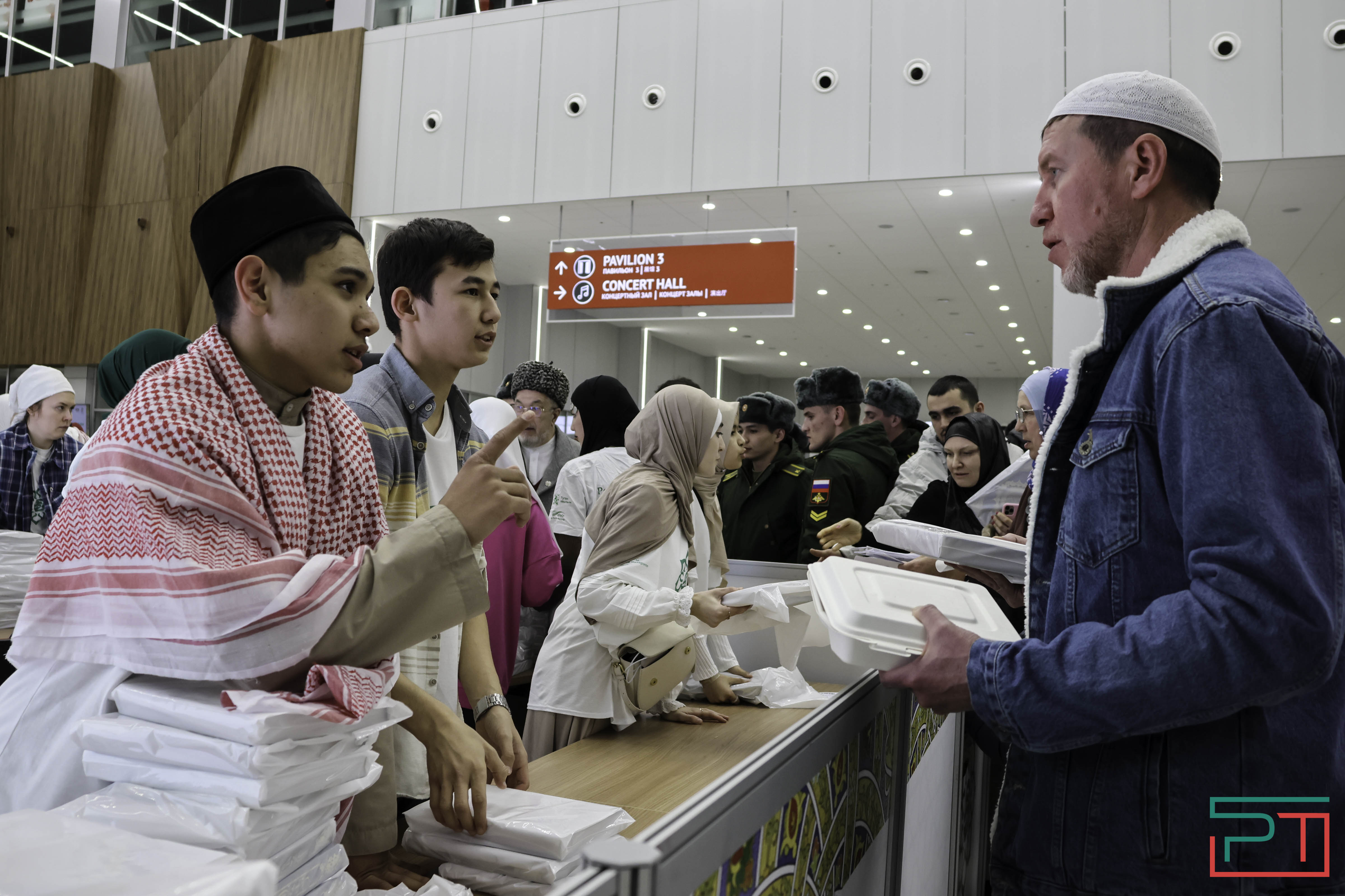 12 тысяч человек собрал 12-й Республиканский ифтар в Казани