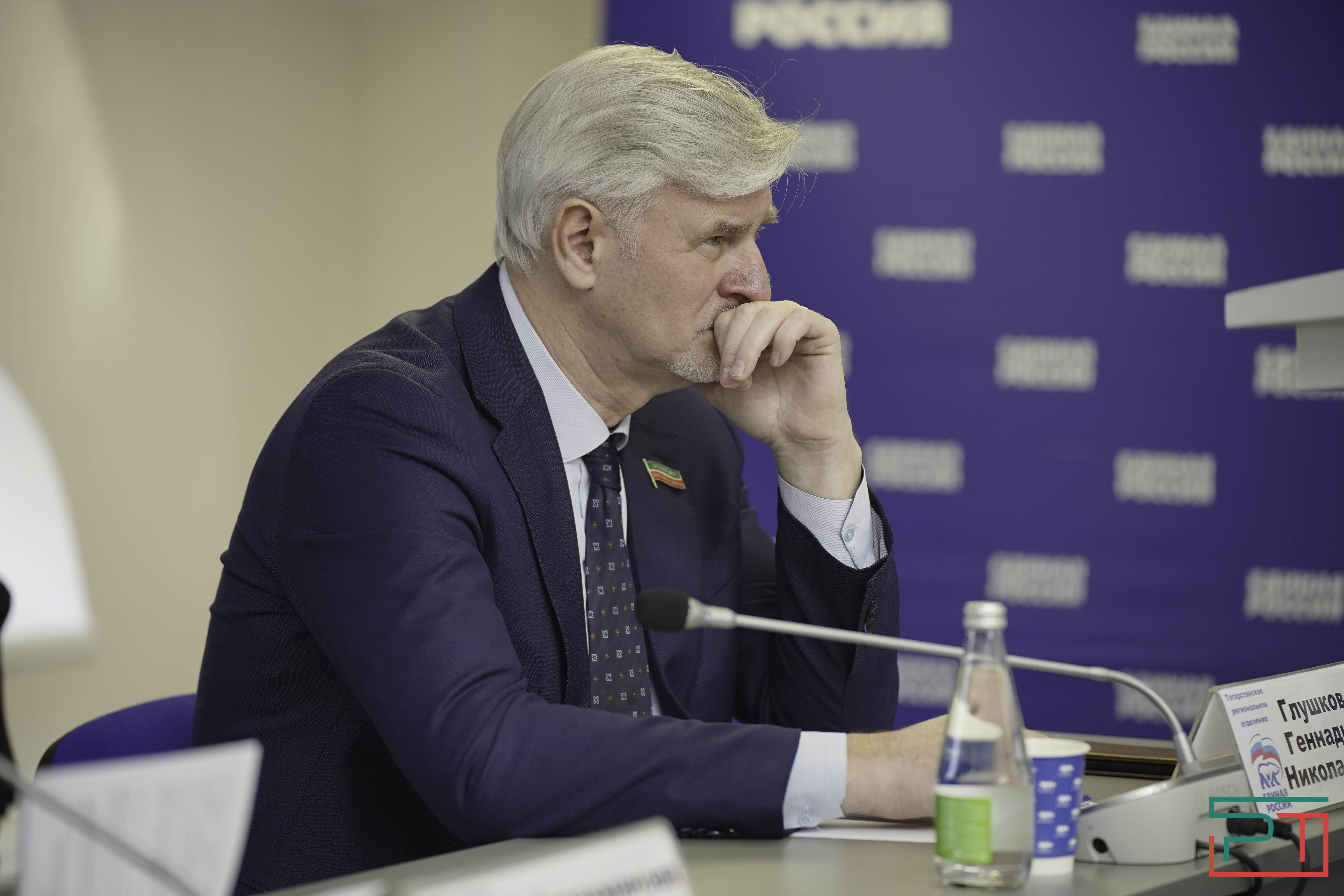 Мухаметшин принял участие в заседании совета "Единой России"