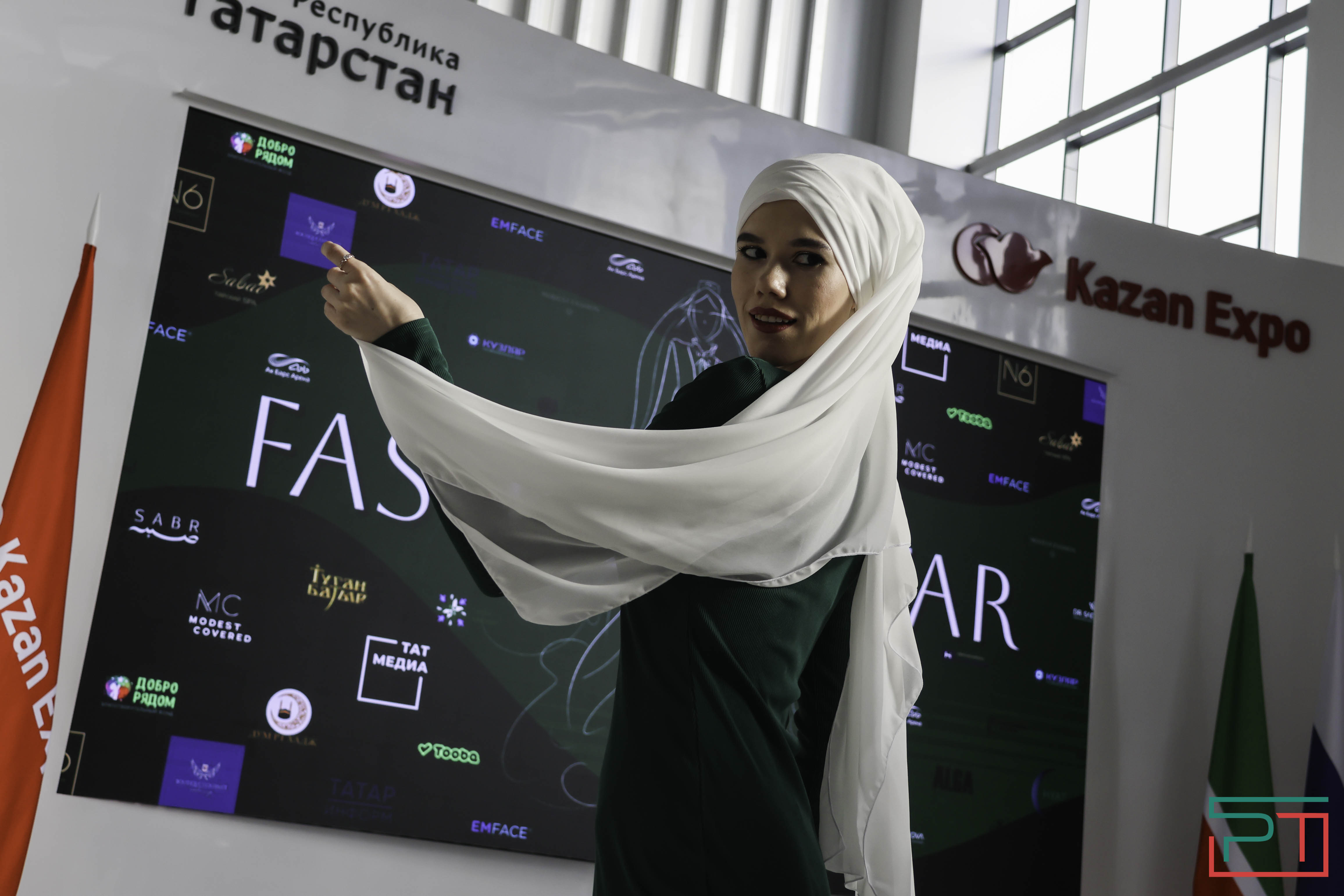 Fashion Iftar 2024 в зеленых тонах прошел в Казани