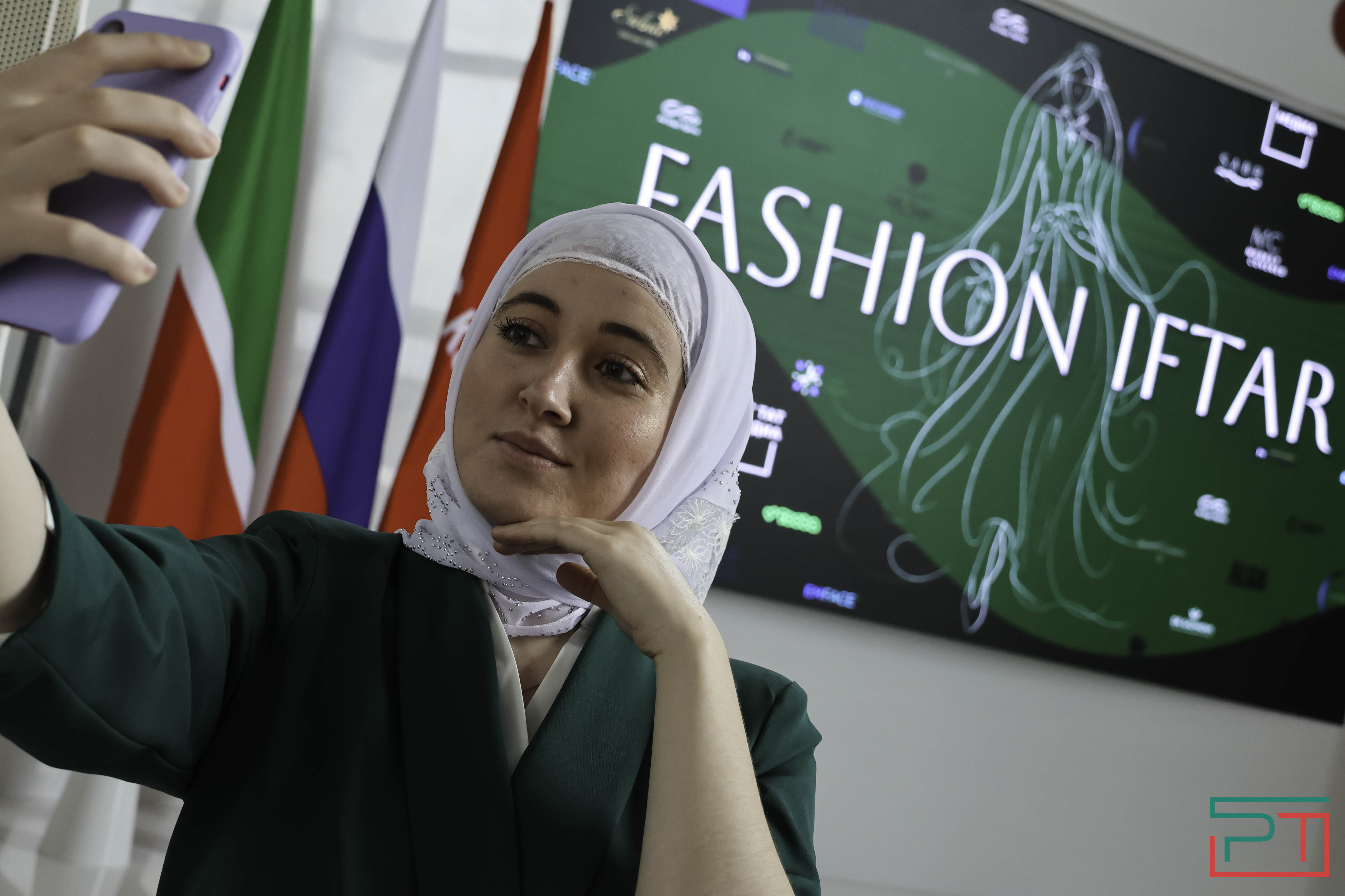 Fashion Iftar 2024 в зеленых тонах прошел в Казани