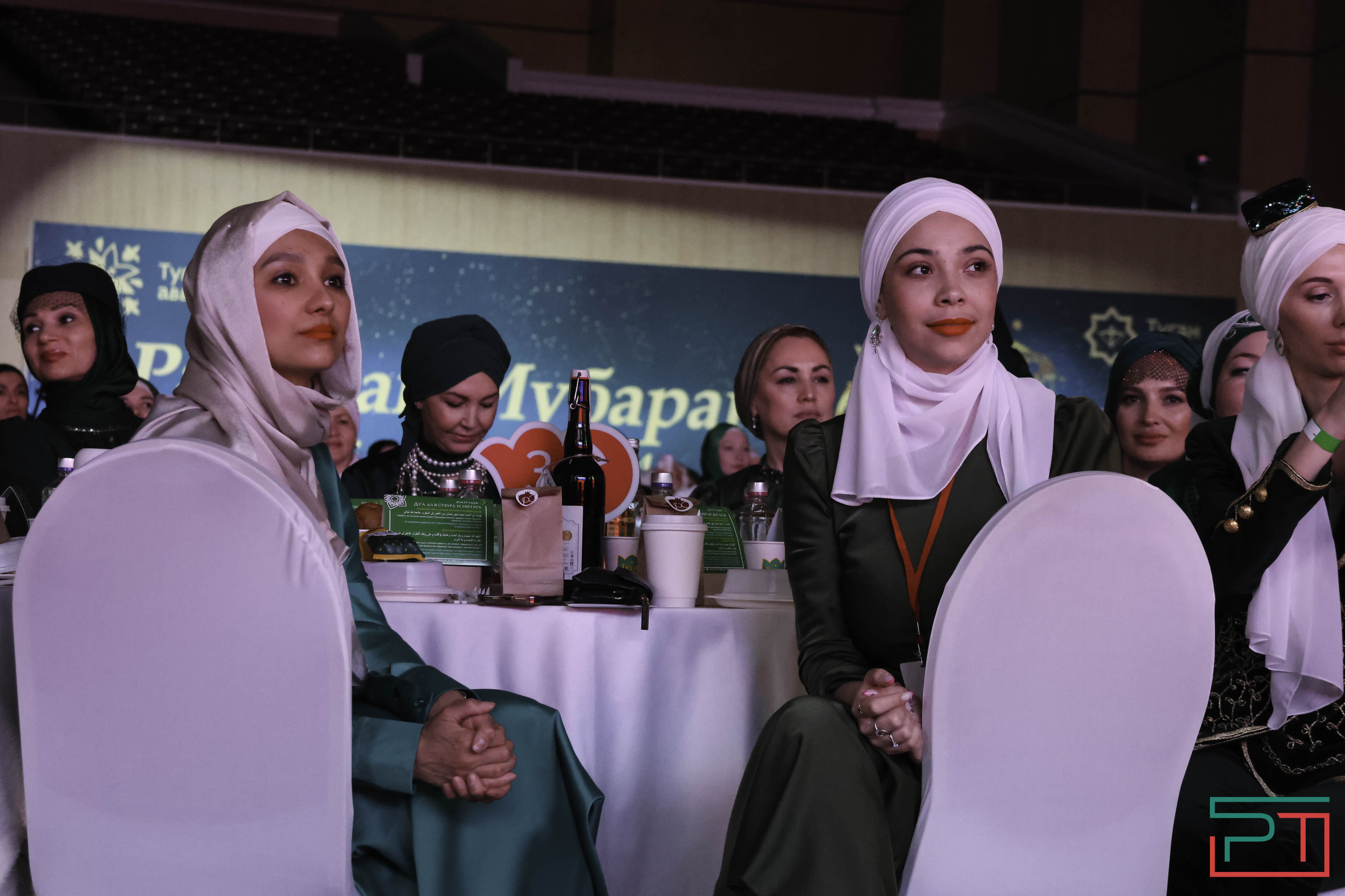 Fashion Iftar 2024 в зеленых тонах прошел в Казани
