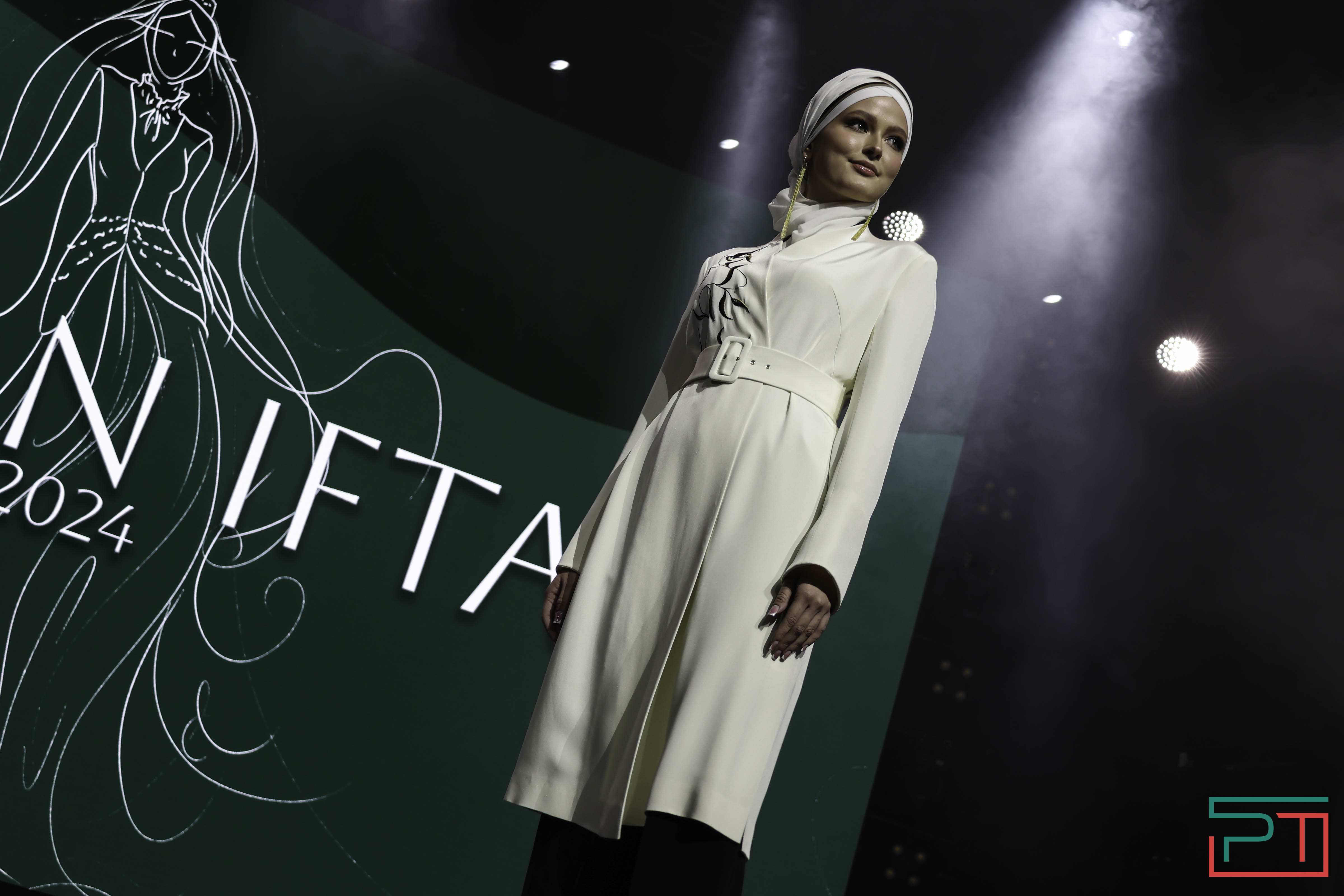 Fashion Iftar 2024 в зеленых тонах прошел в Казани