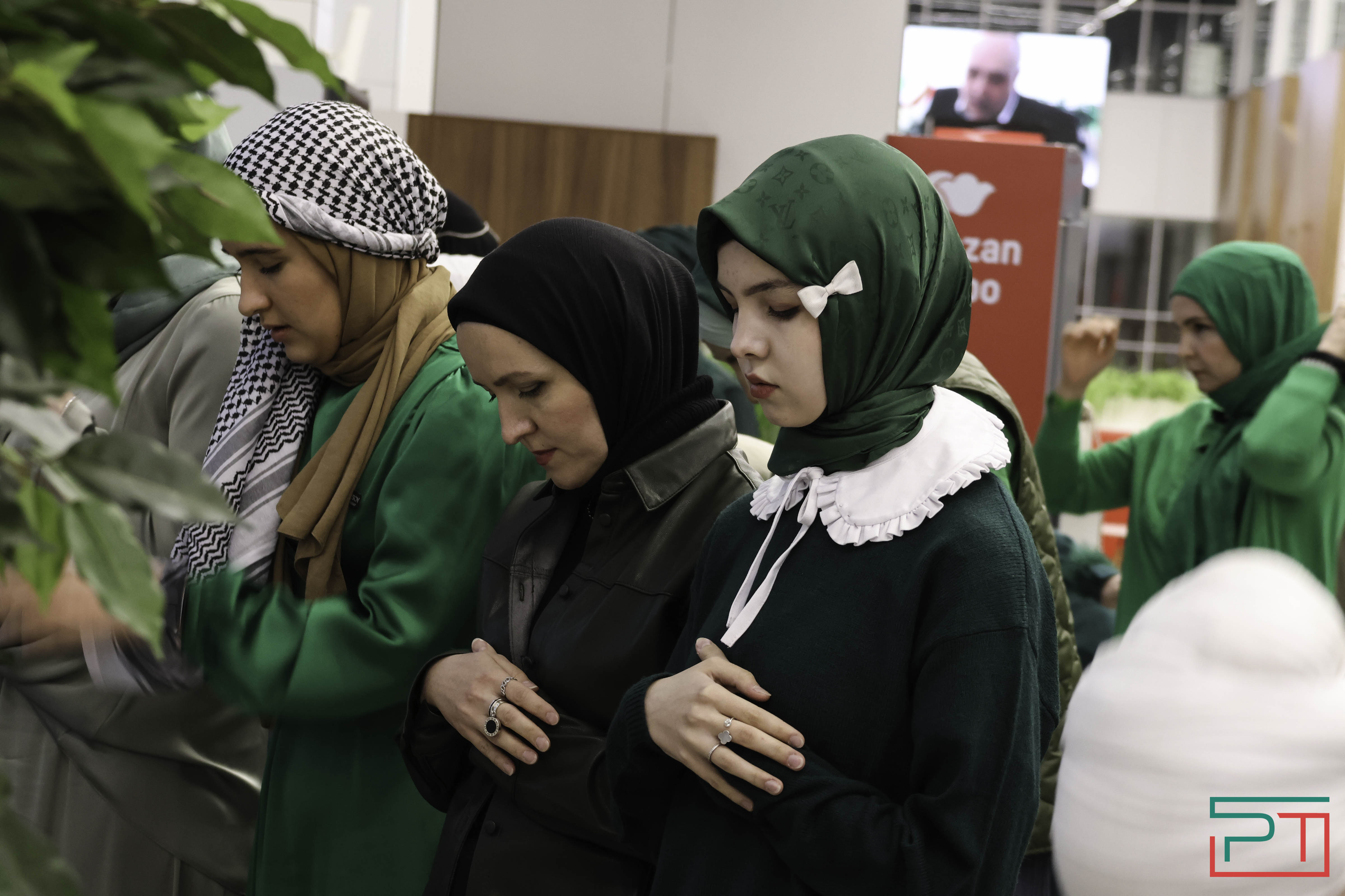 Fashion Iftar 2024 в зеленых тонах прошел в Казани