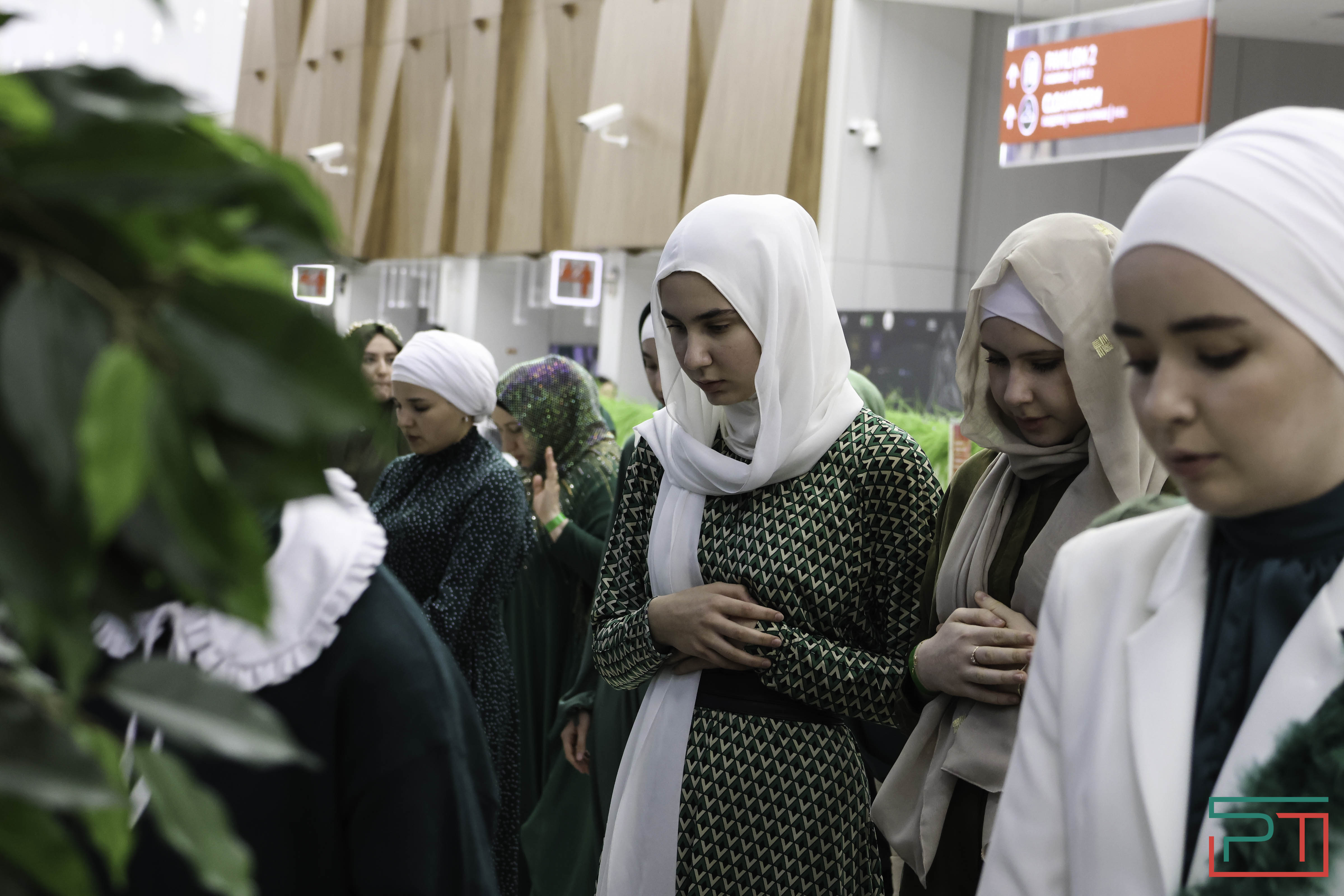 Fashion Iftar 2024 в зеленых тонах прошел в Казани