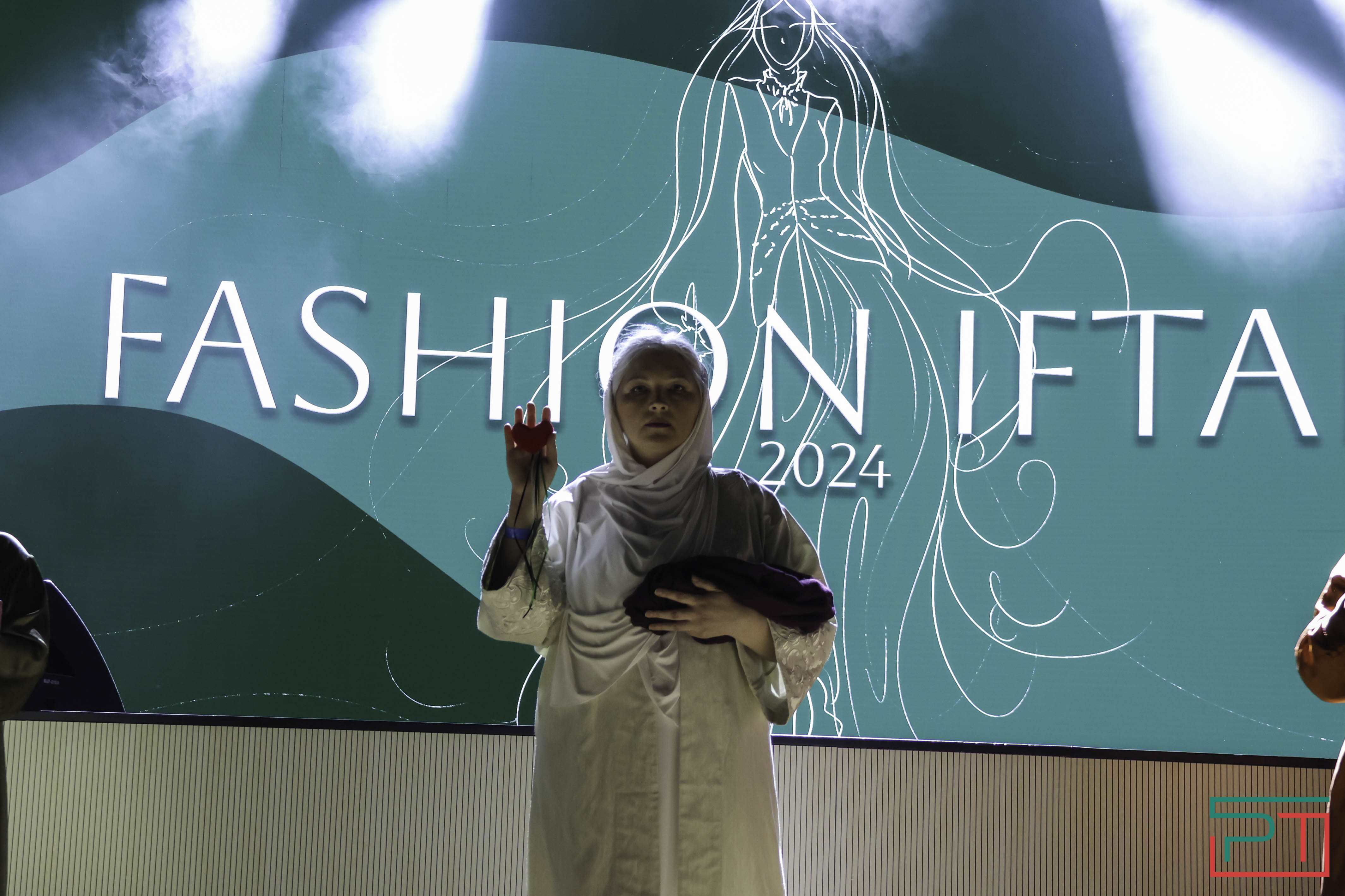 Fashion Iftar 2024 в зеленых тонах прошел в Казани