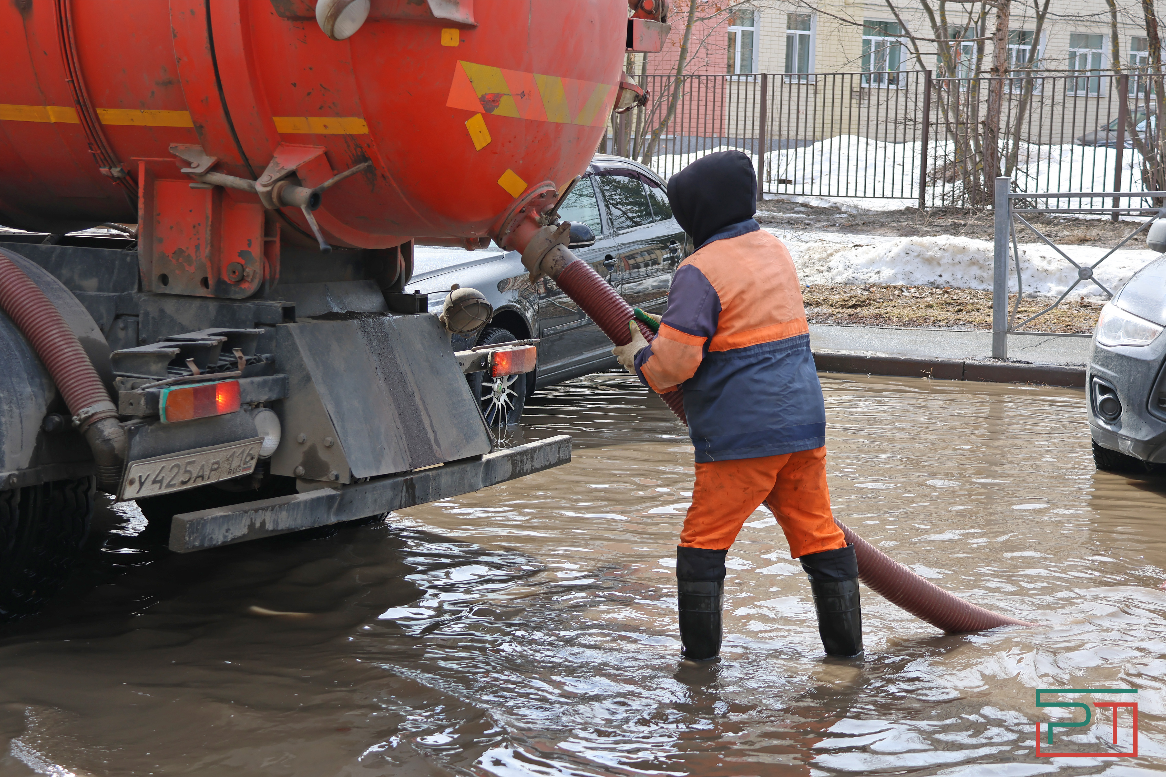 В Казань пришла большая вода