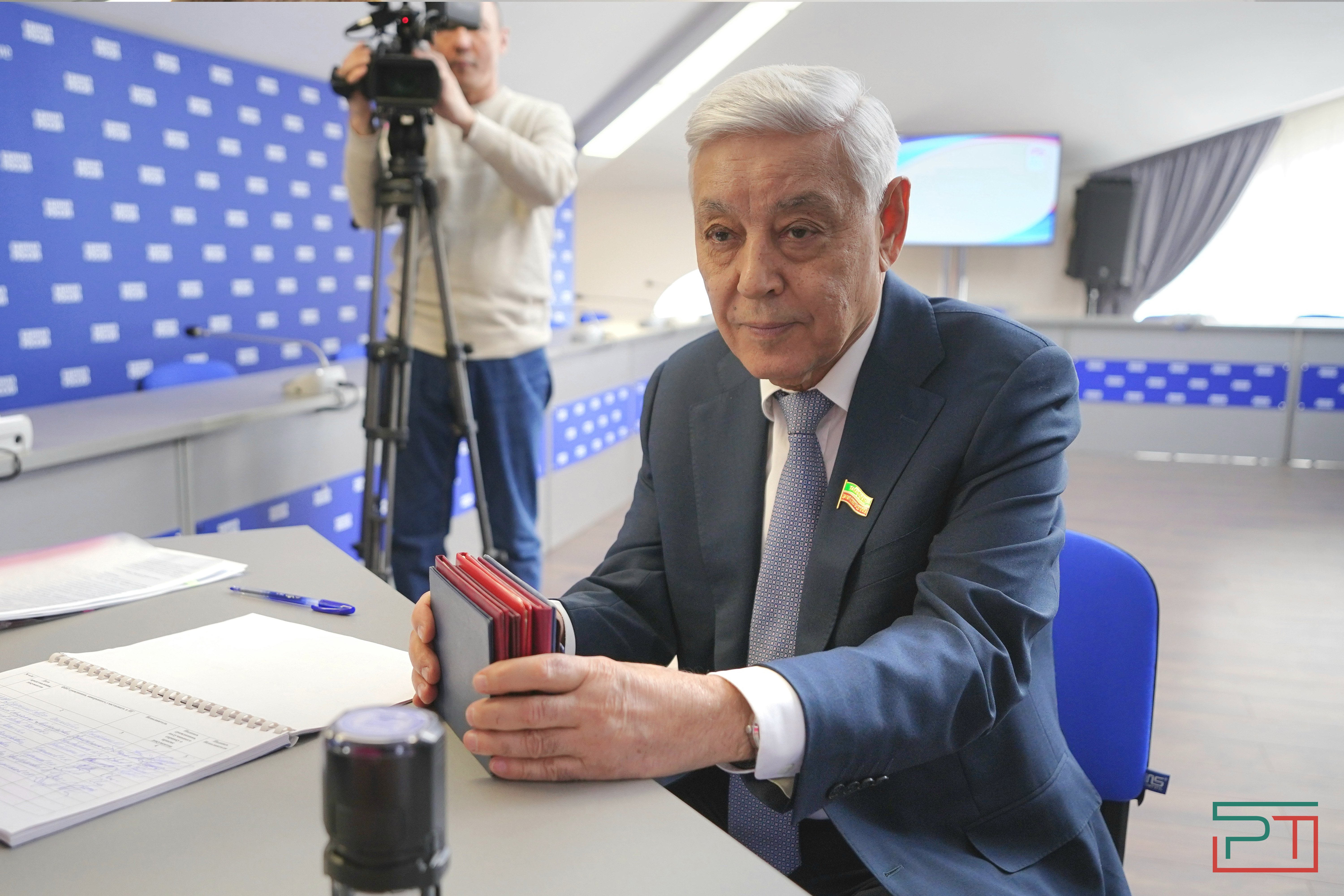 Мухаметшин подал документы на предварительное голосование “Единой России”