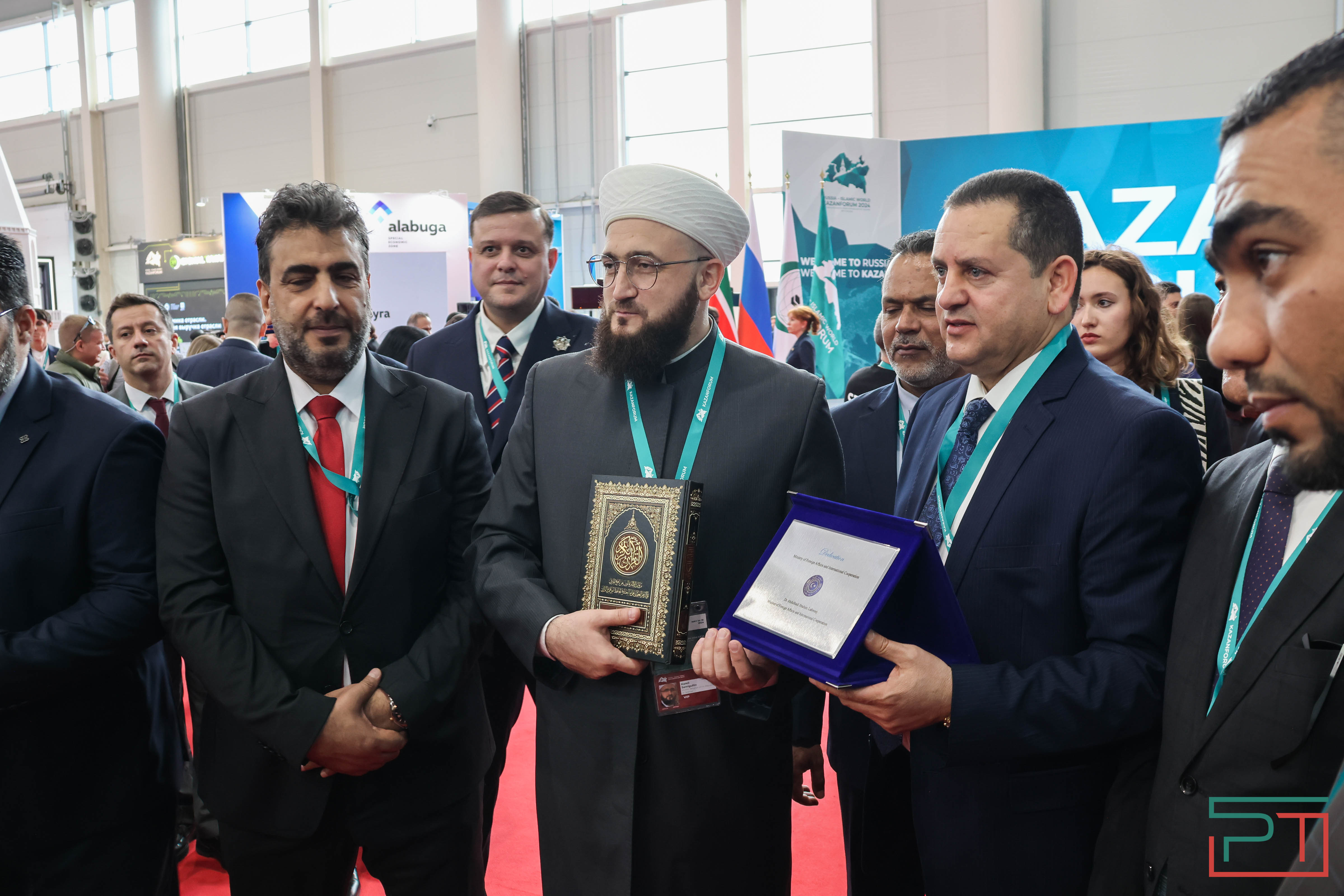 Россия-исламский мир. KazanForum 2024 открылся в Казани