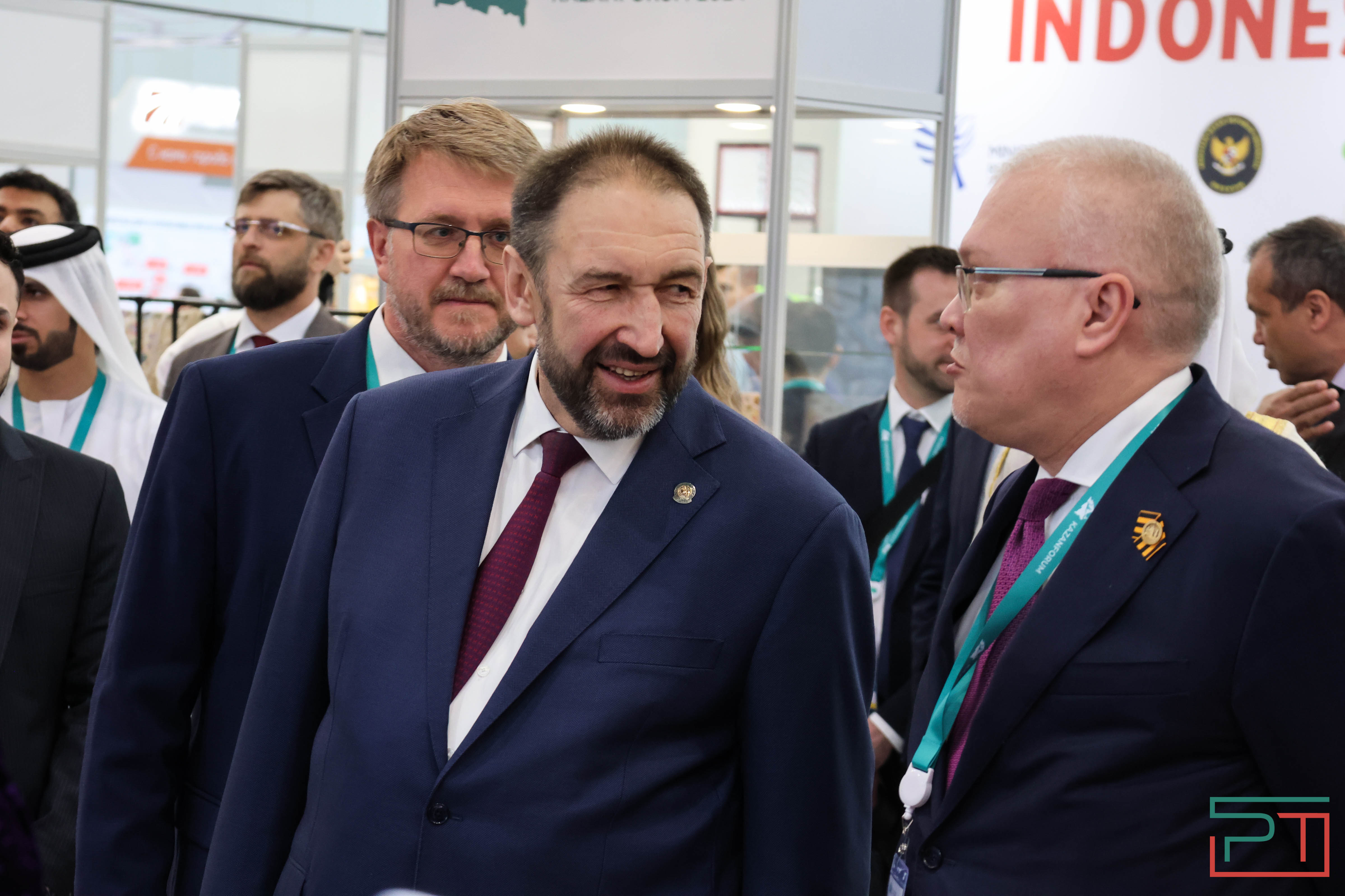 Россия-исламский мир. KazanForum 2024 открылся в Казани