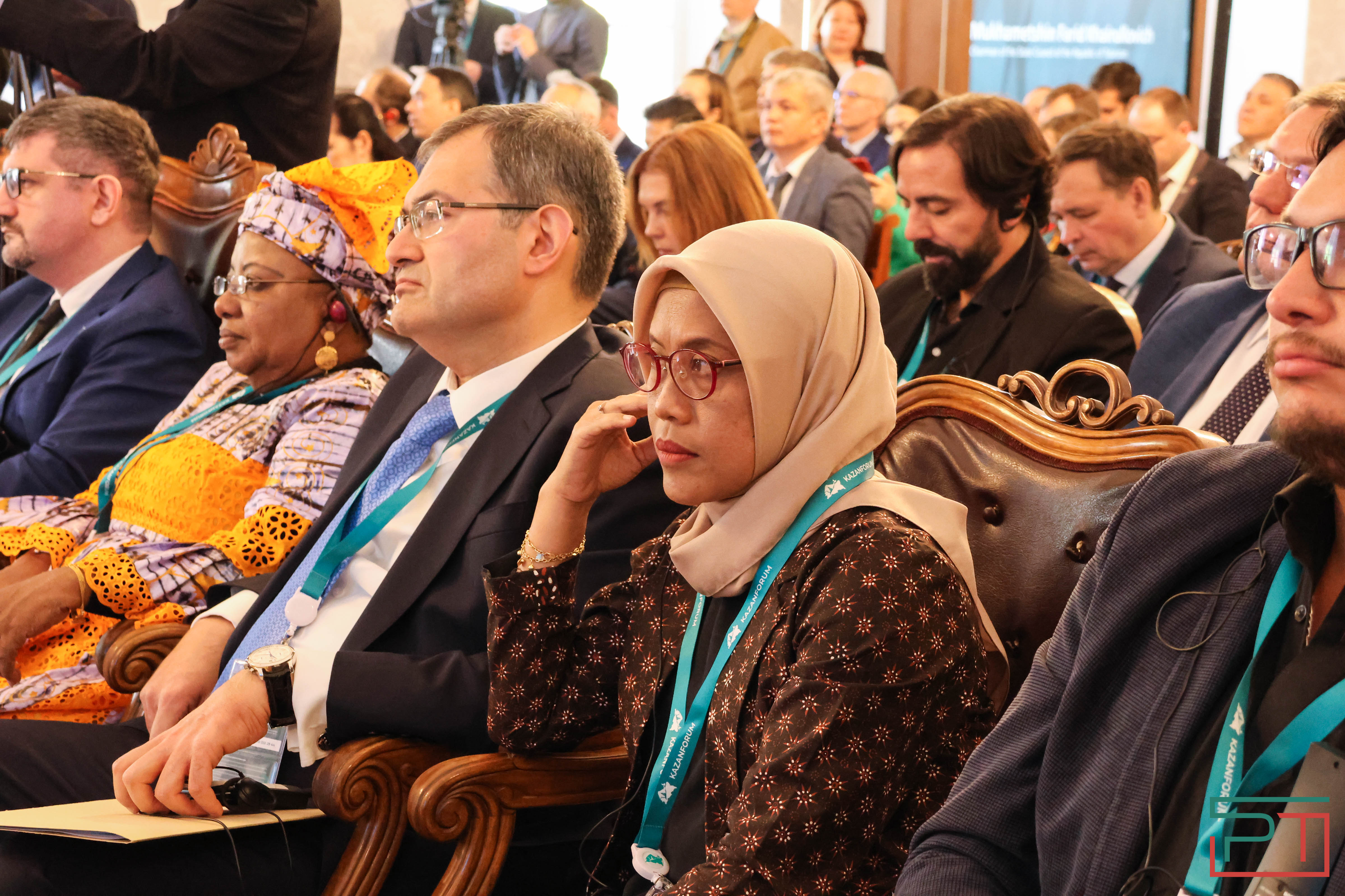 В РТ открыли табличку, посвященную включению обсерватории КФУ в список ЮНЕСКО