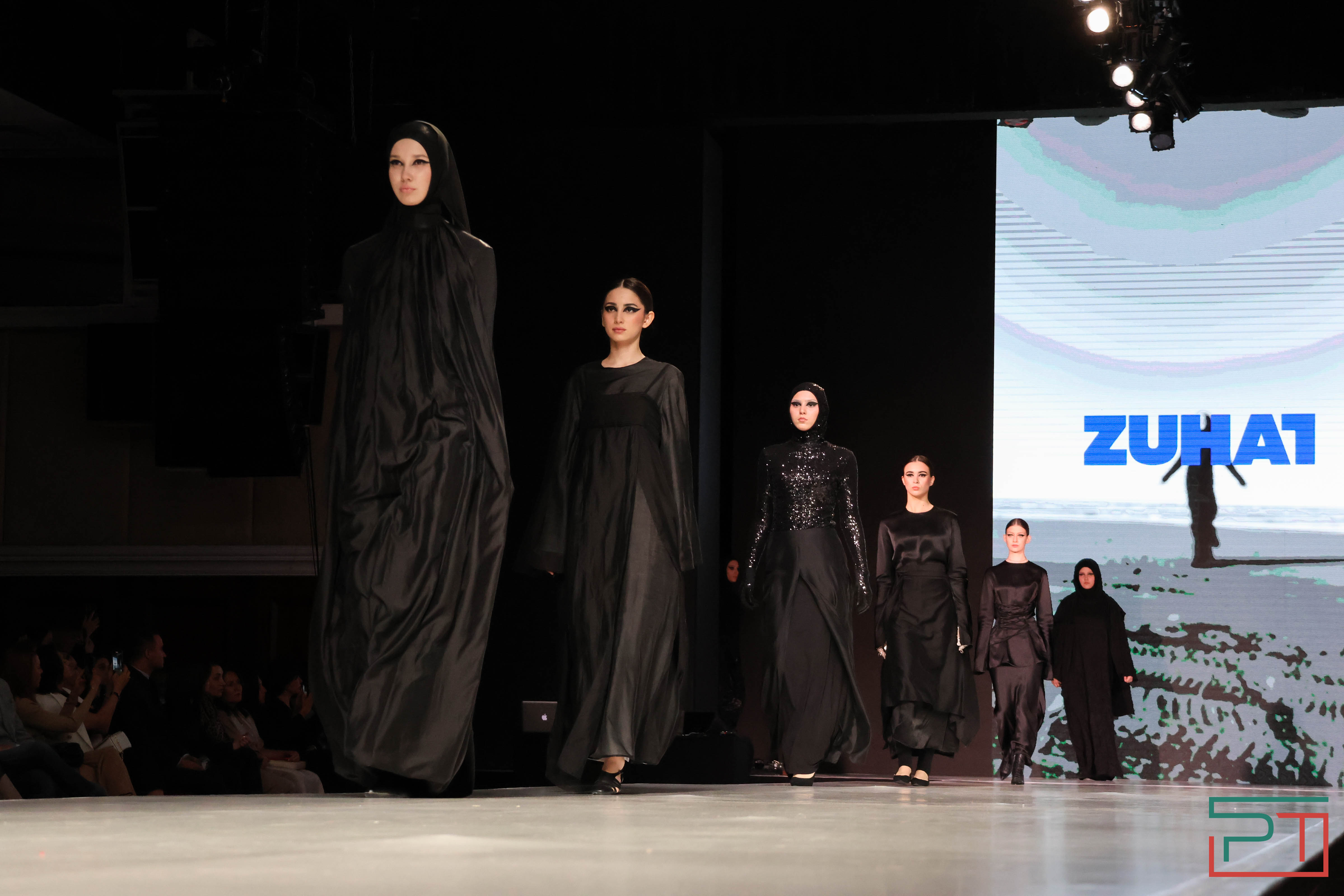 Показ благопристойной моды Modest Fashion Day прошел в Казани