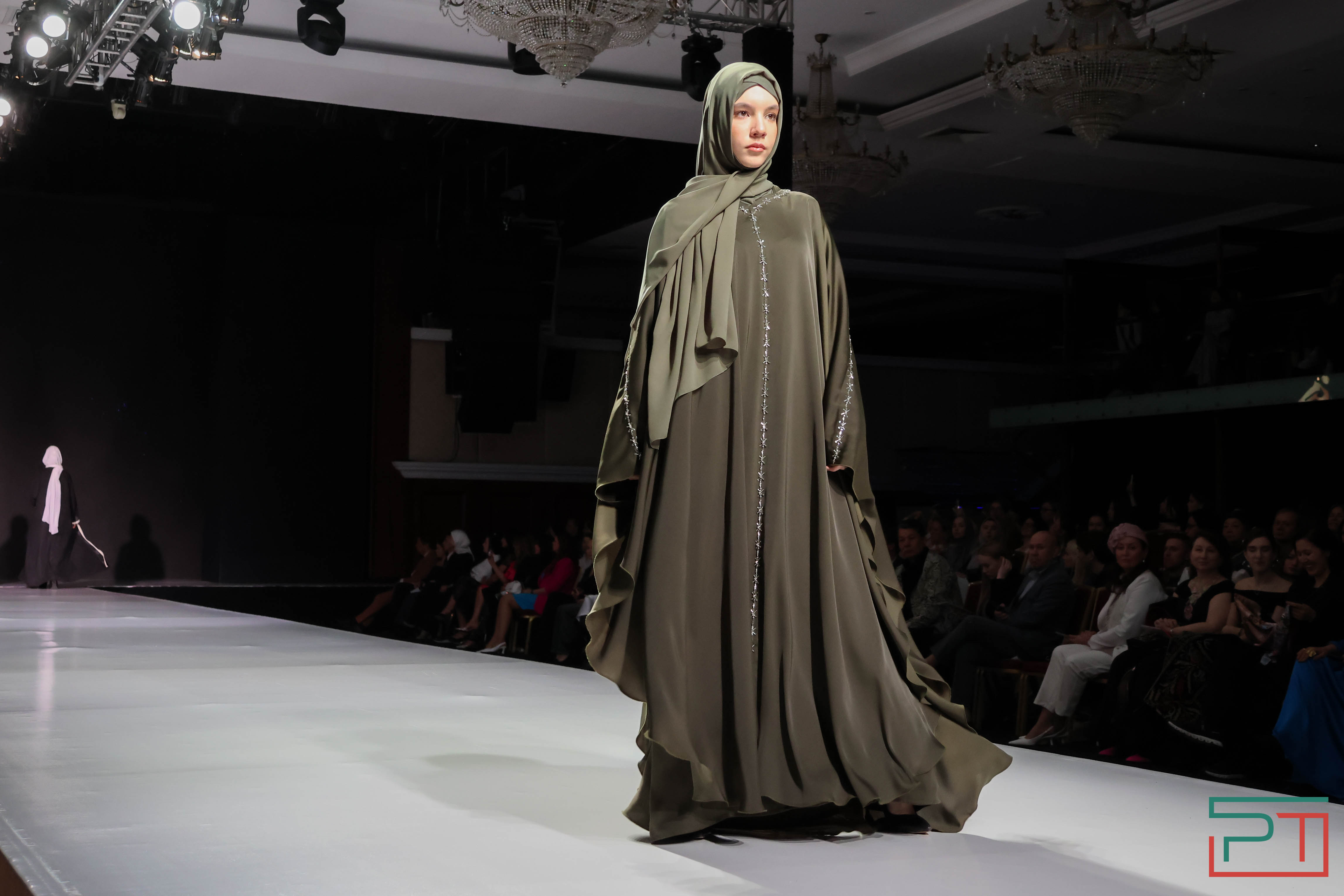 Показ благопристойной моды Modest Fashion Day прошел в Казани