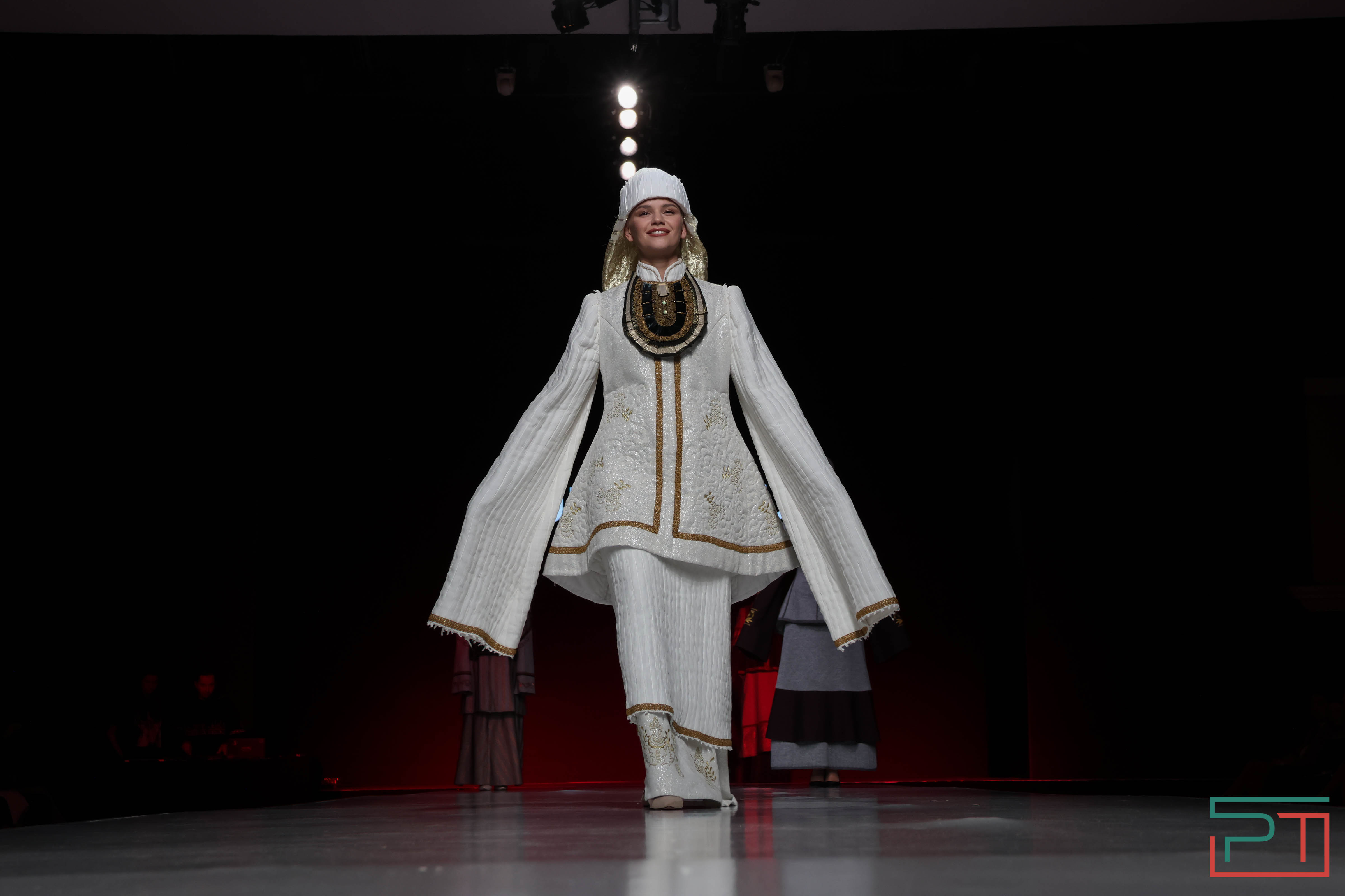 Показ благопристойной моды Modest Fashion Day прошел в Казани