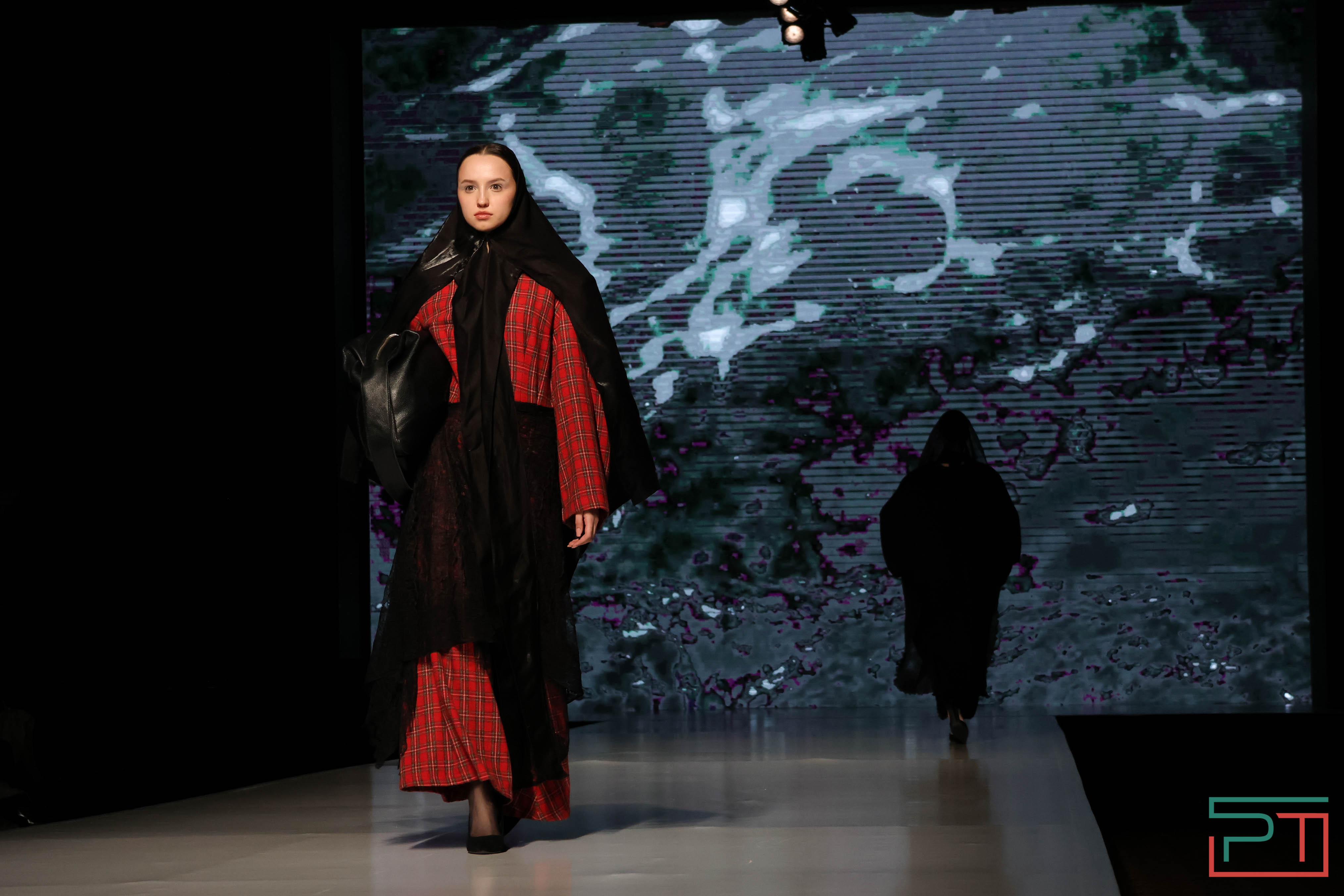 Показ благопристойной моды Modest Fashion Day прошел в Казани