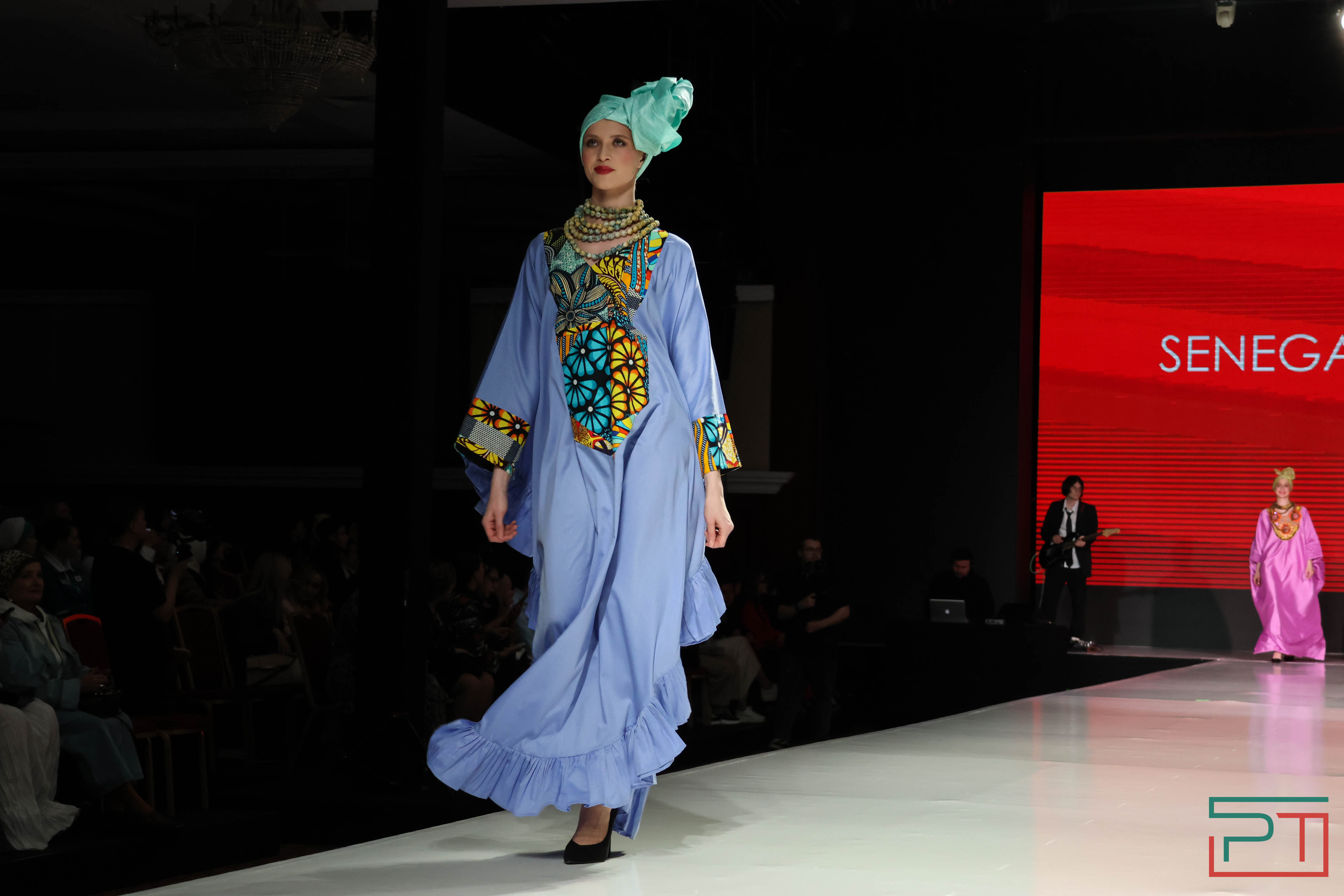 Показ благопристойной моды Modest Fashion Day прошел в Казани