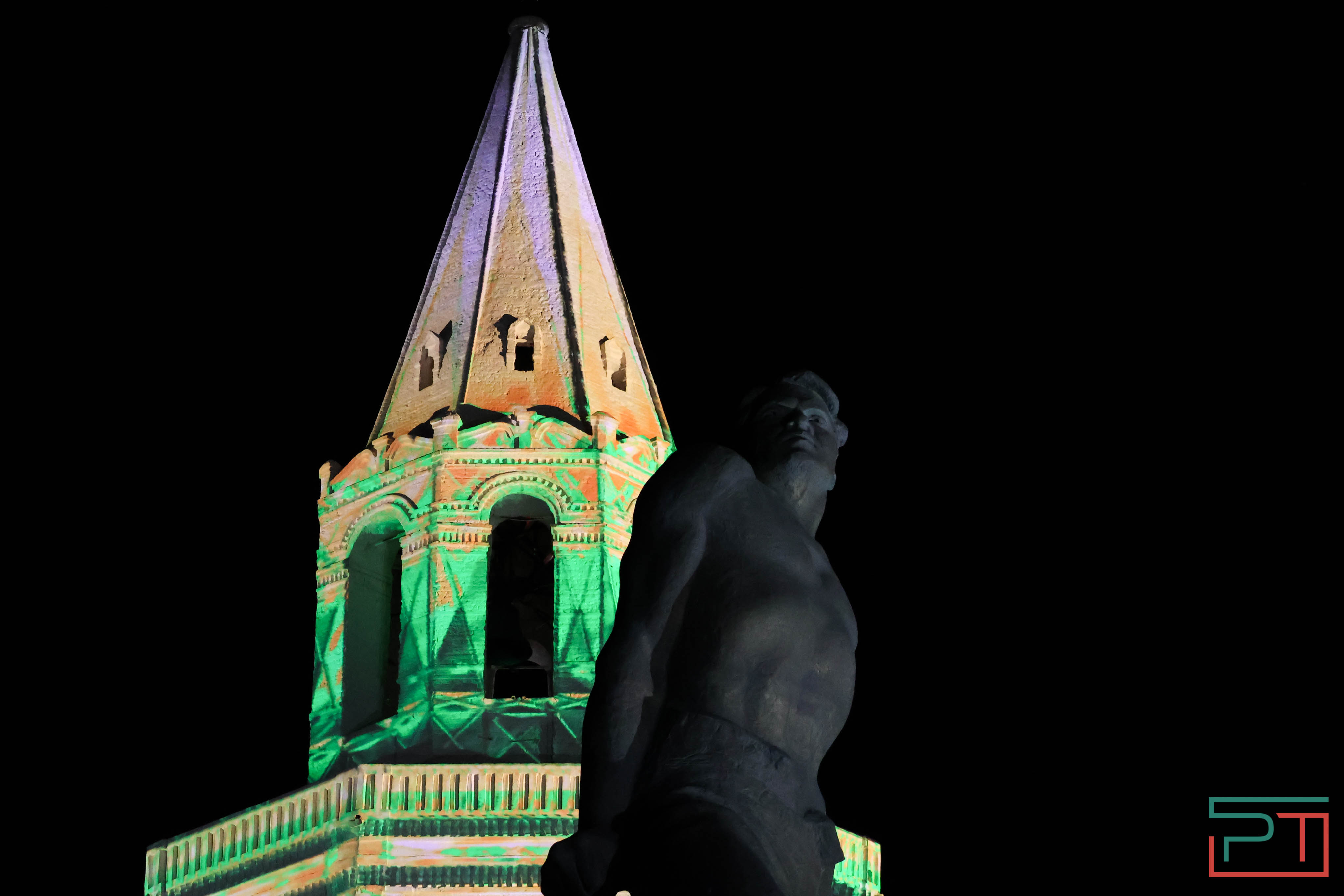 Фестиваль света "Сияние Кремля" в Казани