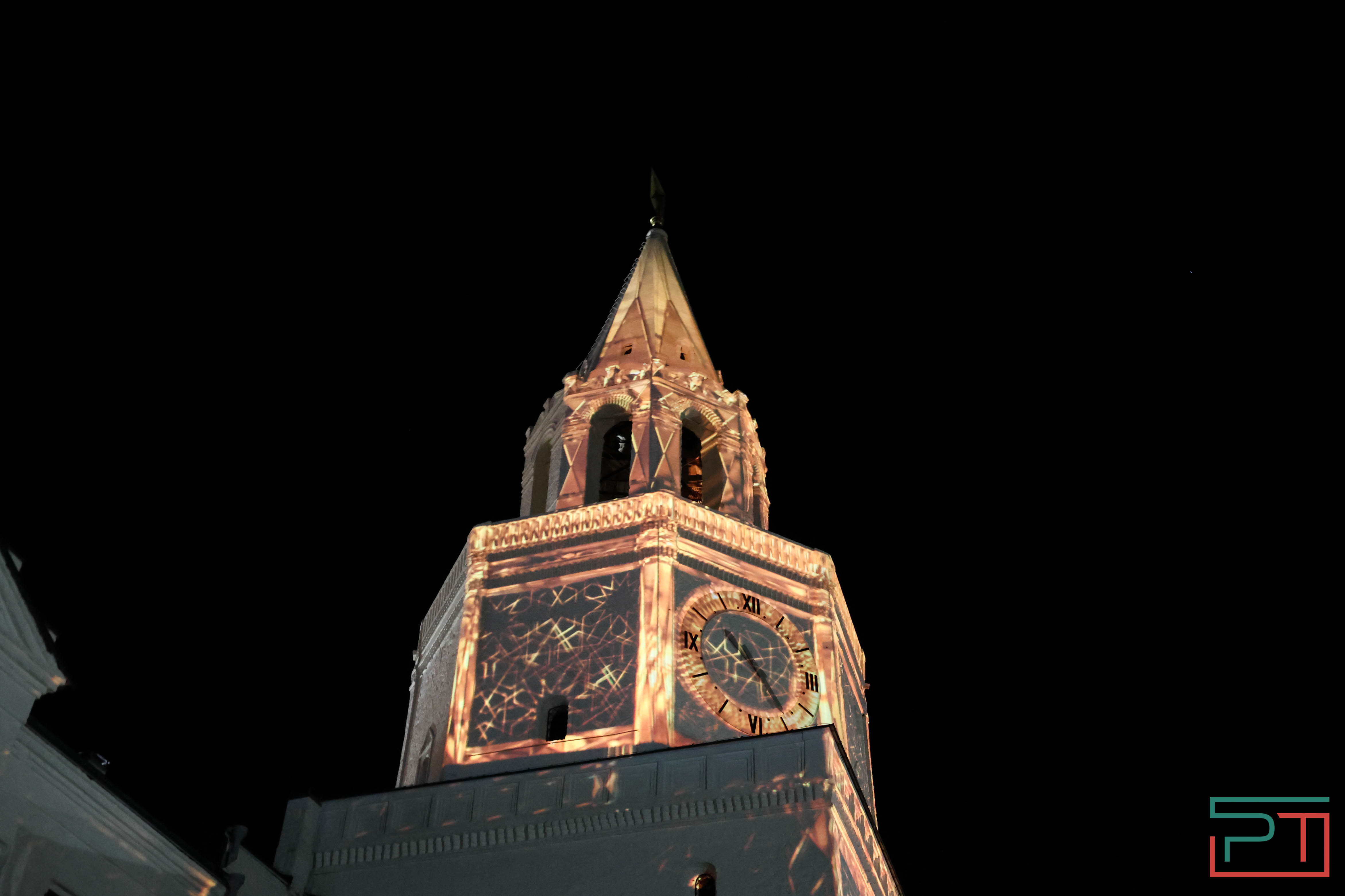 Фестиваль света "Сияние Кремля" в Казани