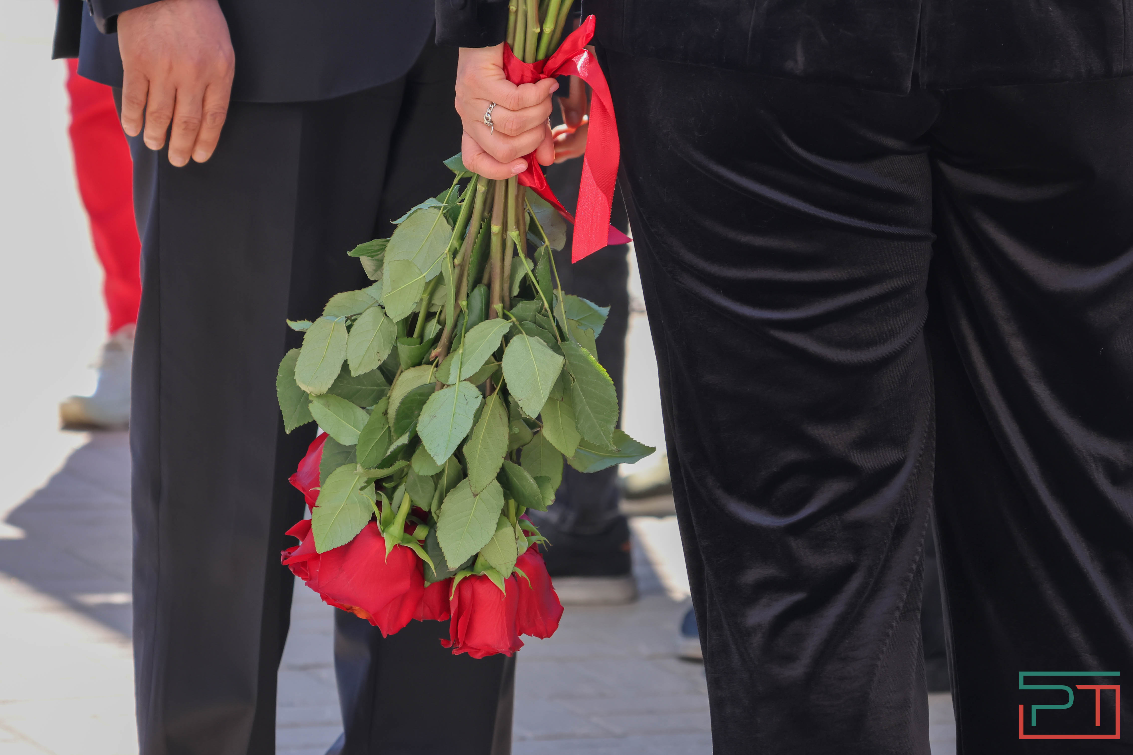 В Казани возложили цветы в память о гибели Президента Ирана