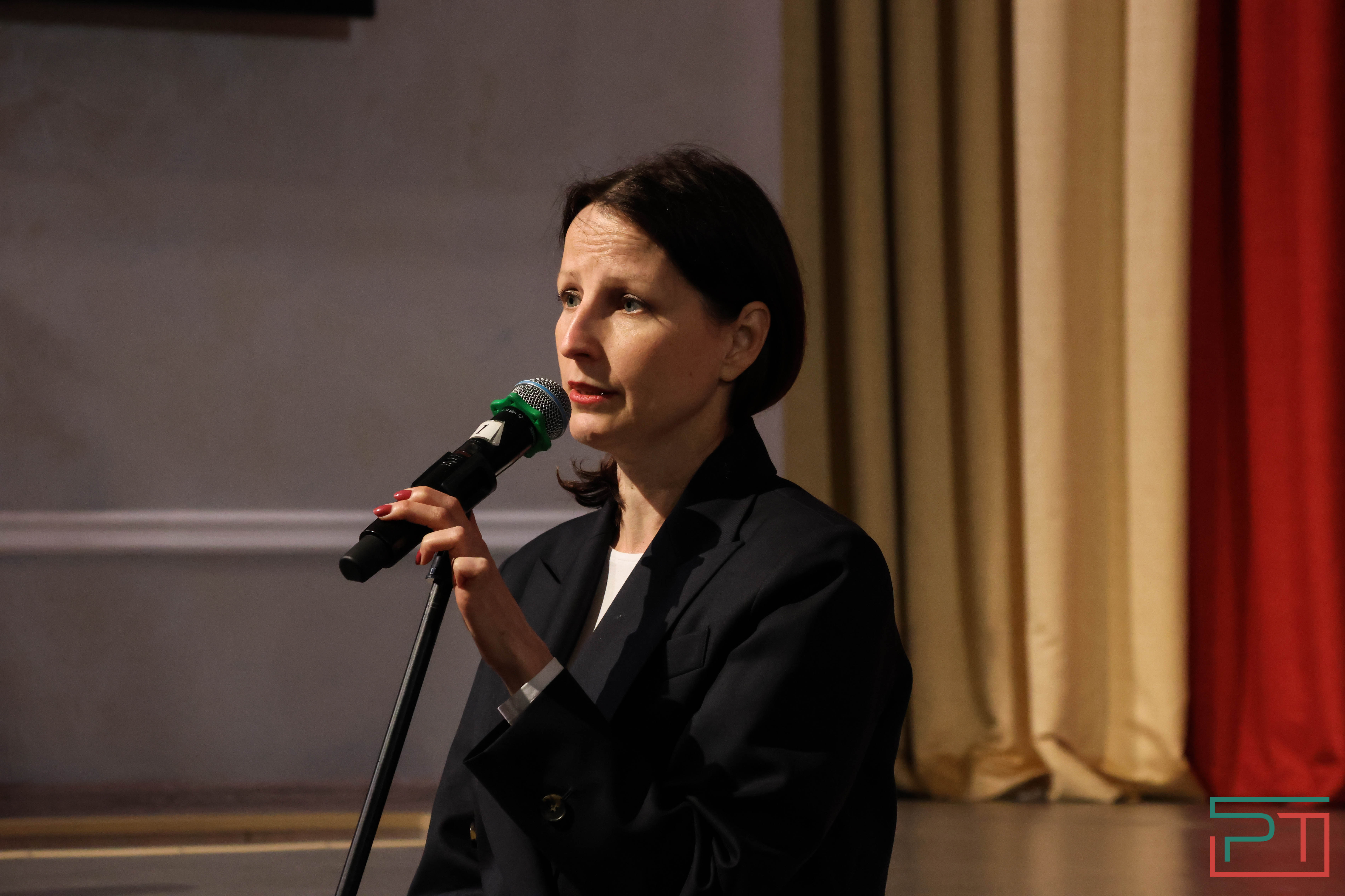 Актеры ГИТИСфеста выступили в Казани