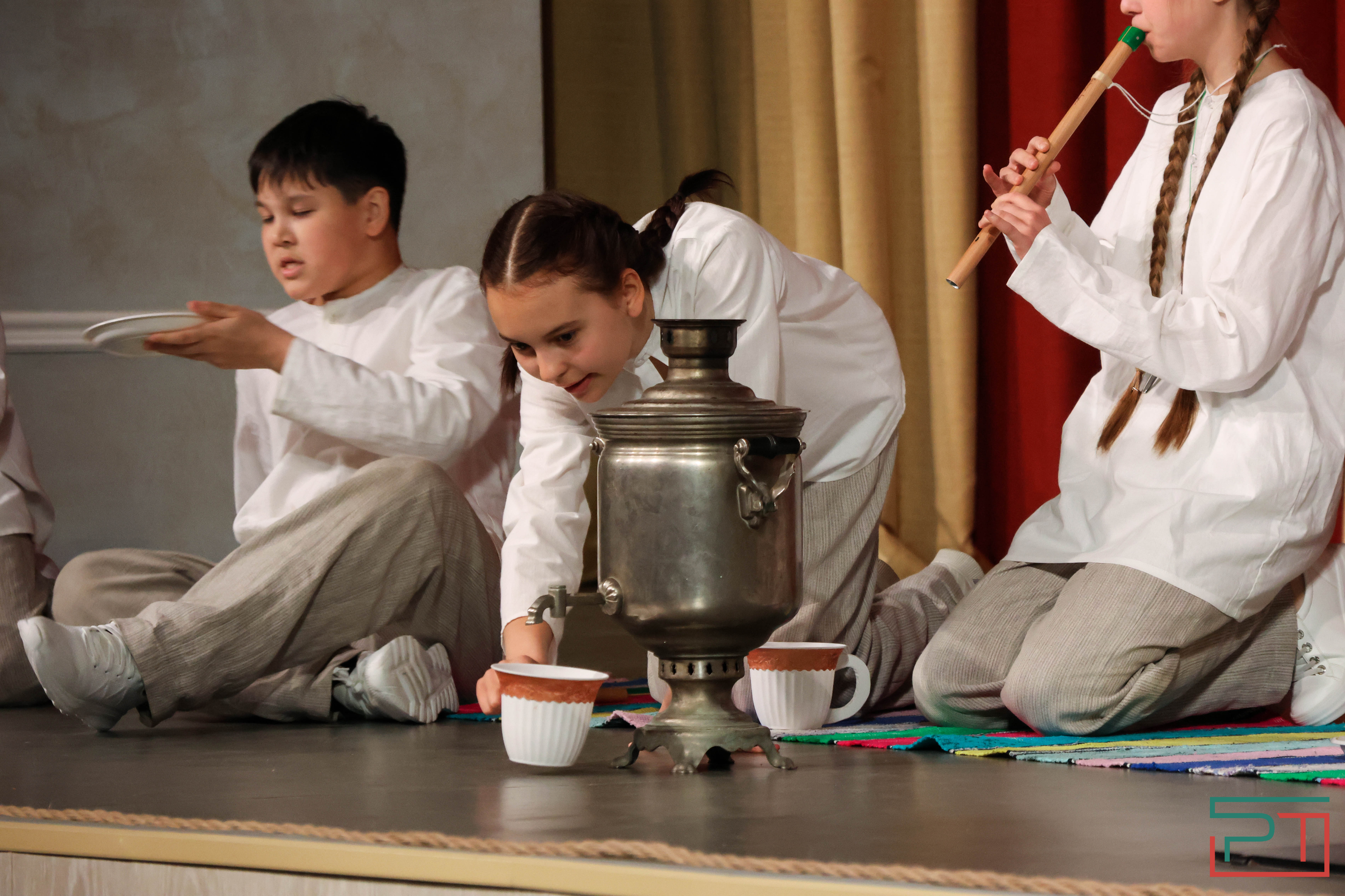 Актеры ГИТИСфеста выступили в Казани