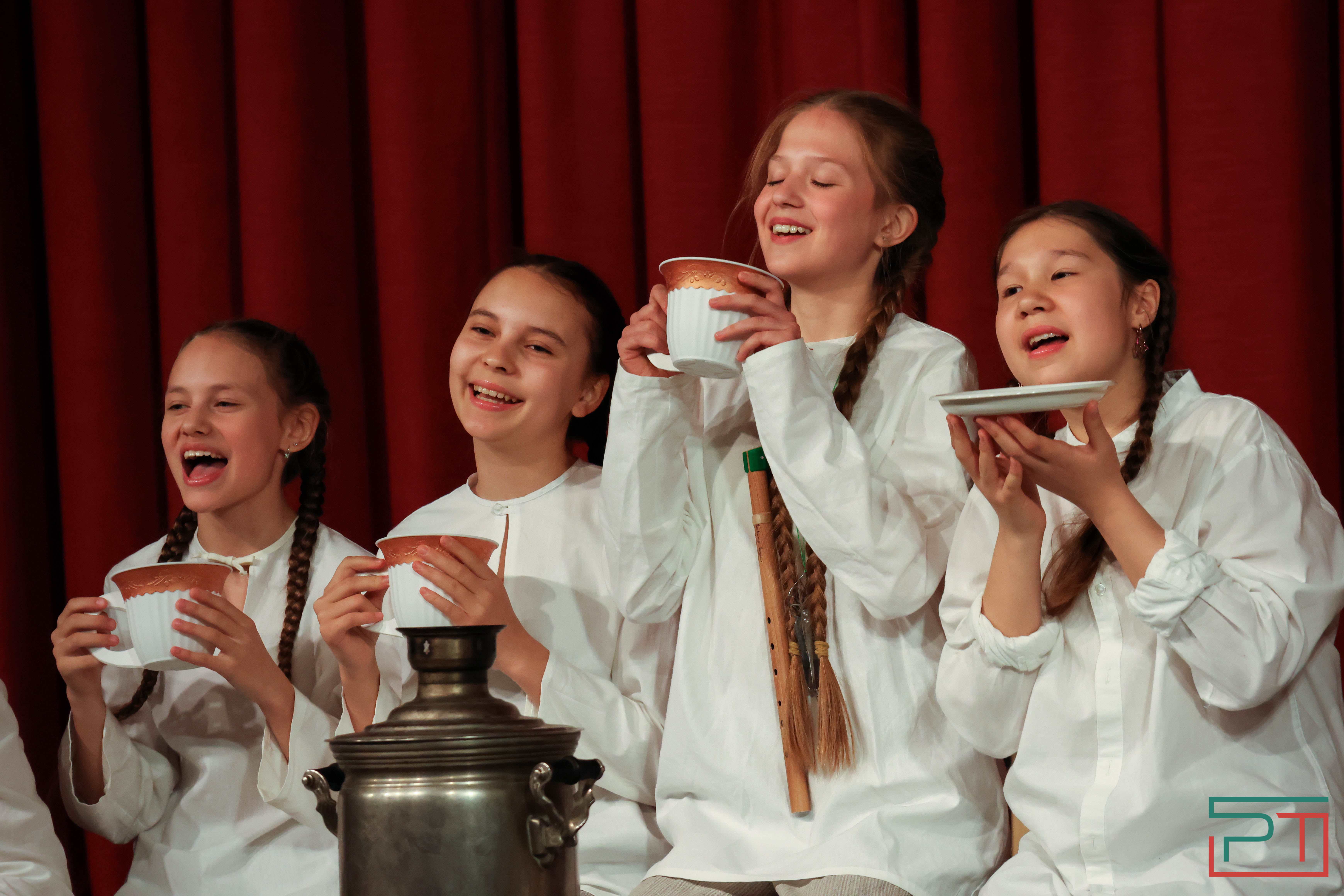 Актеры ГИТИСфеста выступили в Казани